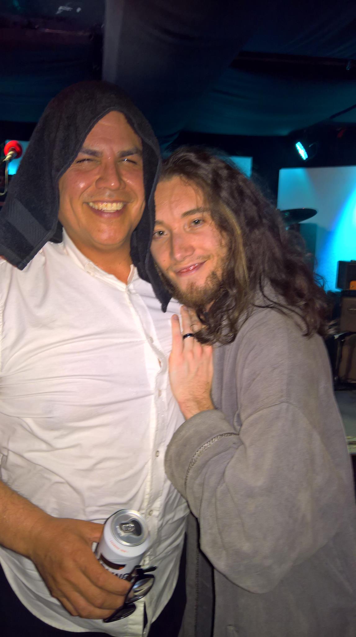 I met Alfredo Hernandez last night!! r/qotsa