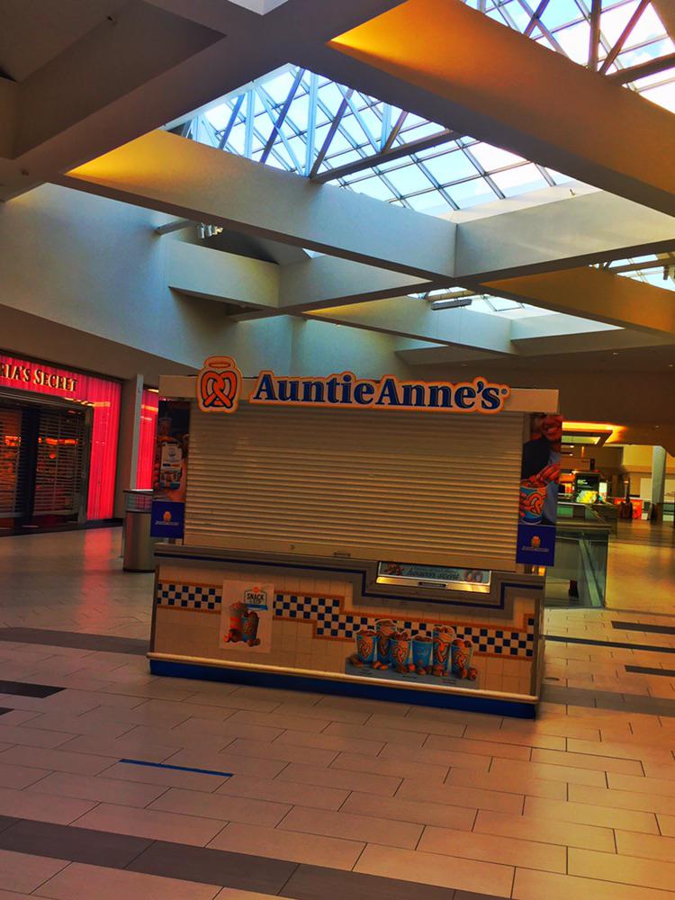 Rockaway Townsquare in Rockaway, NJ r/deadmalls