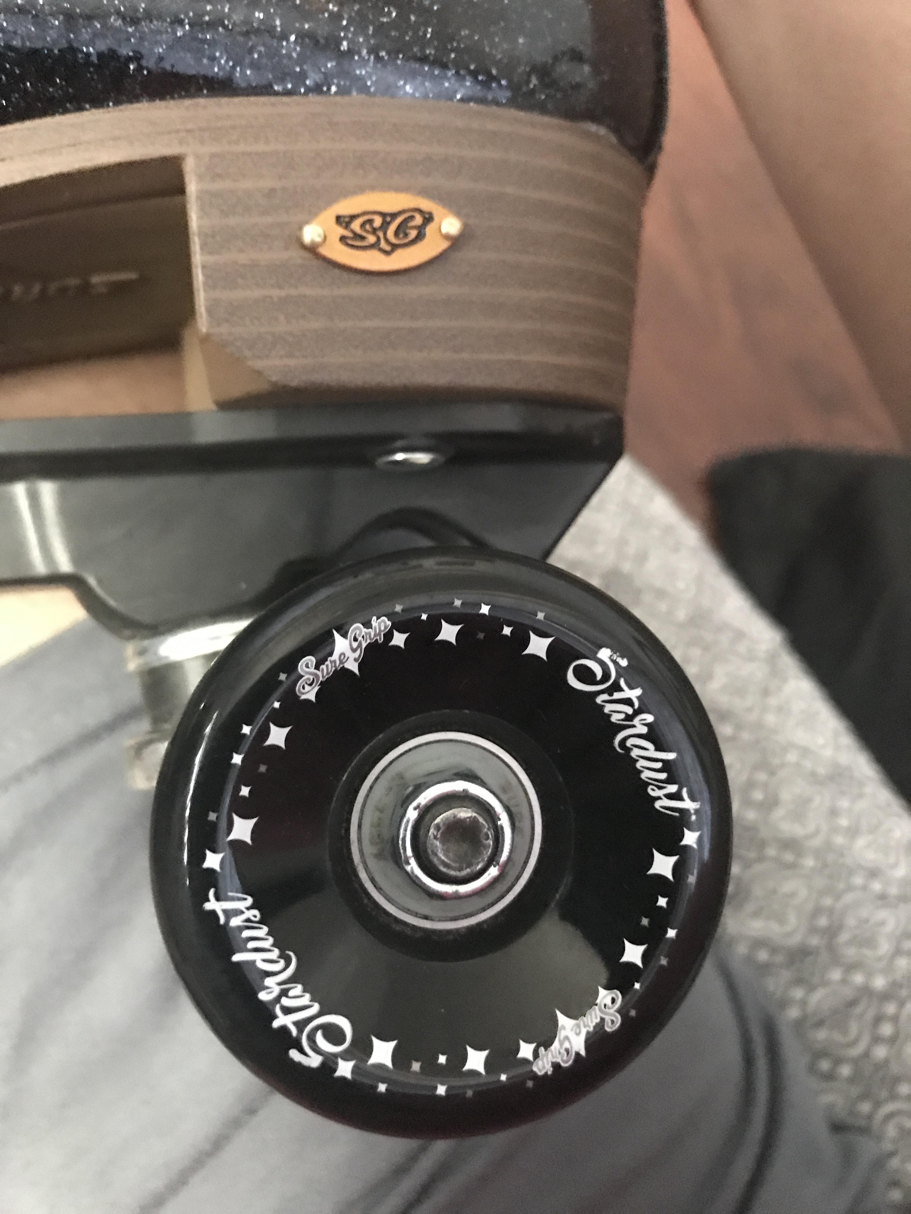 Is clorox wipes okay to wipe the wheel’s dirt and dust away? r