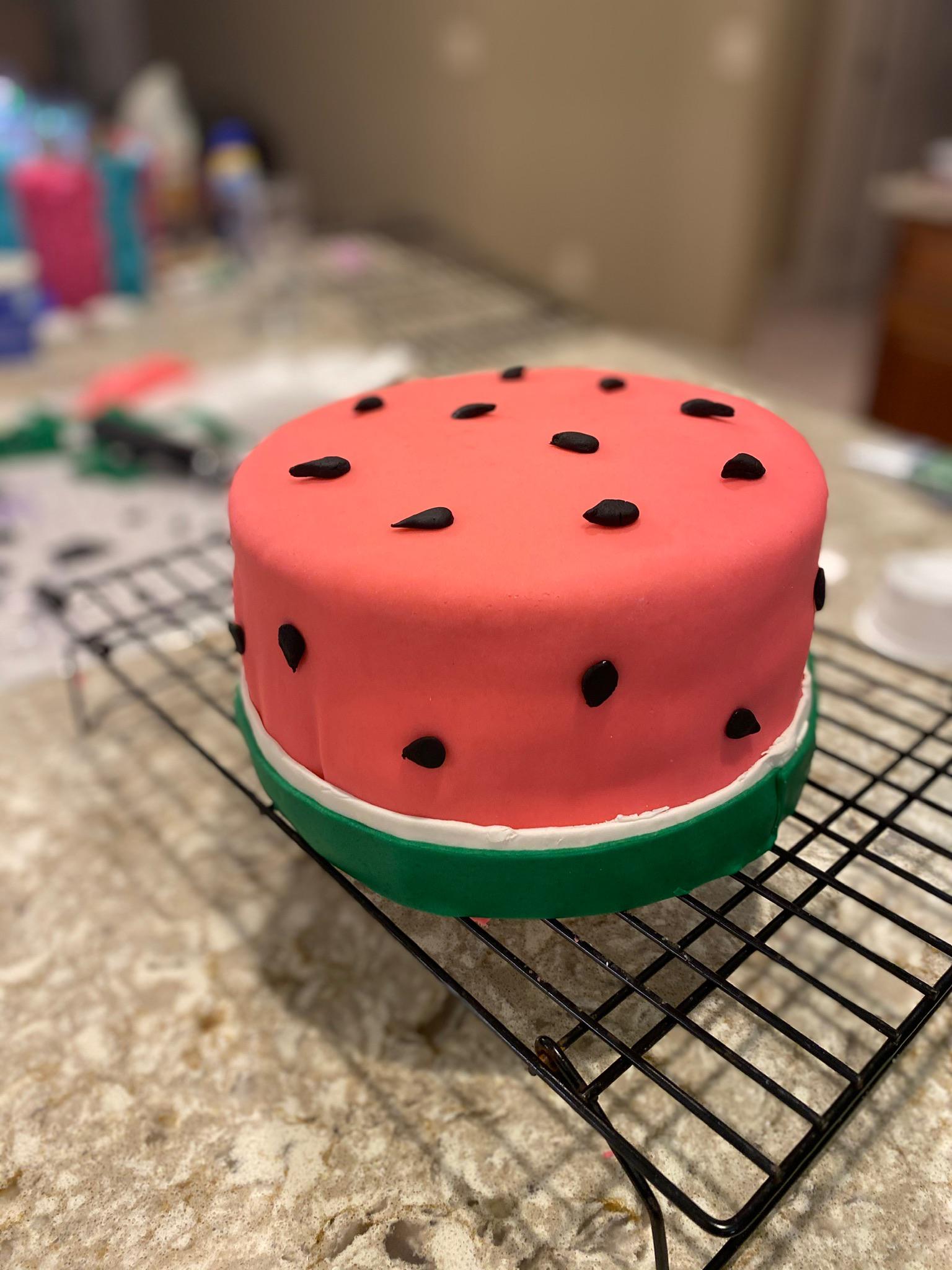 I made this vegan cake for my daughter’s 10th birthday. I’m no expert