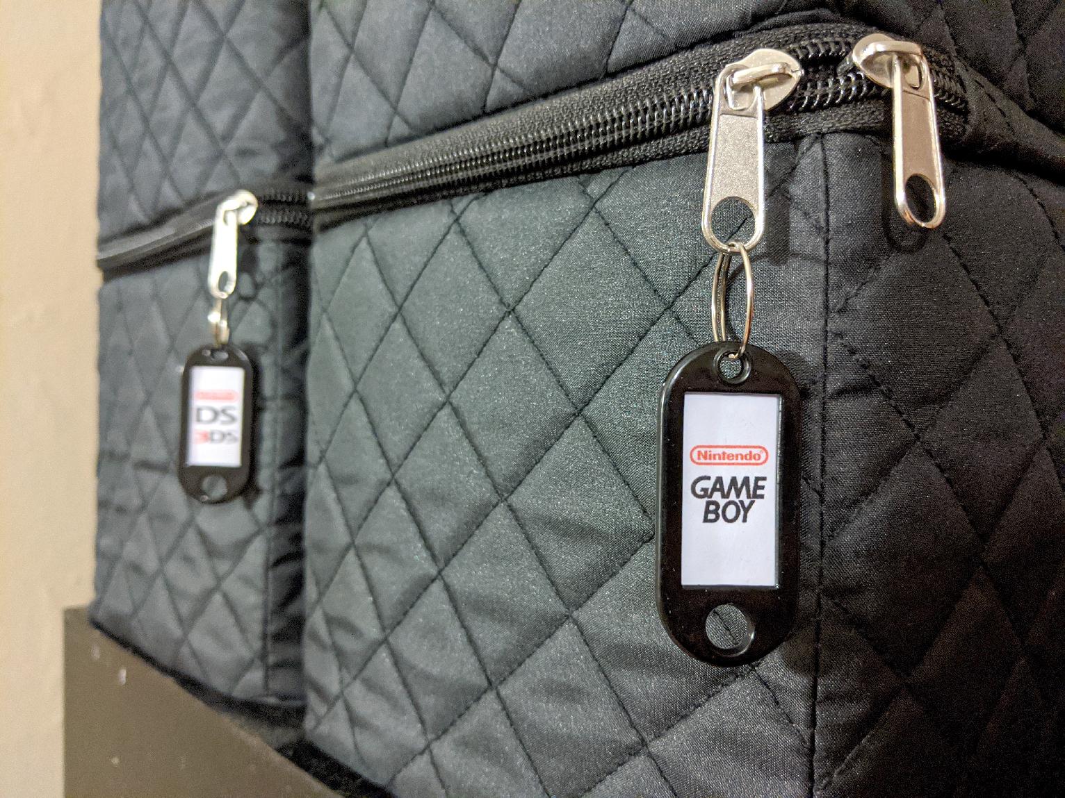 I made these luggage tag keychain labels for the containers where I