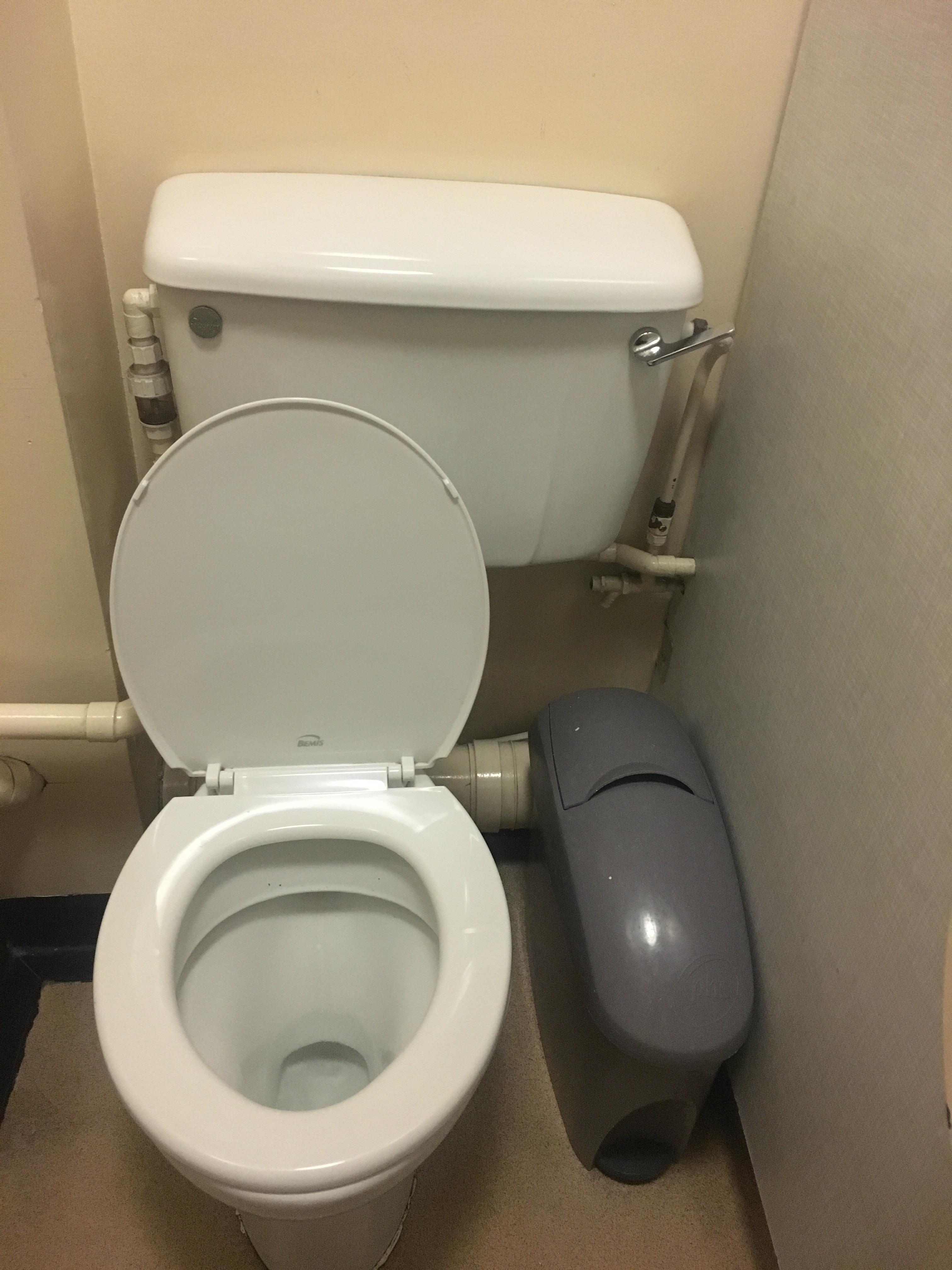 The positioning of this toilet r/mildlyinfuriating