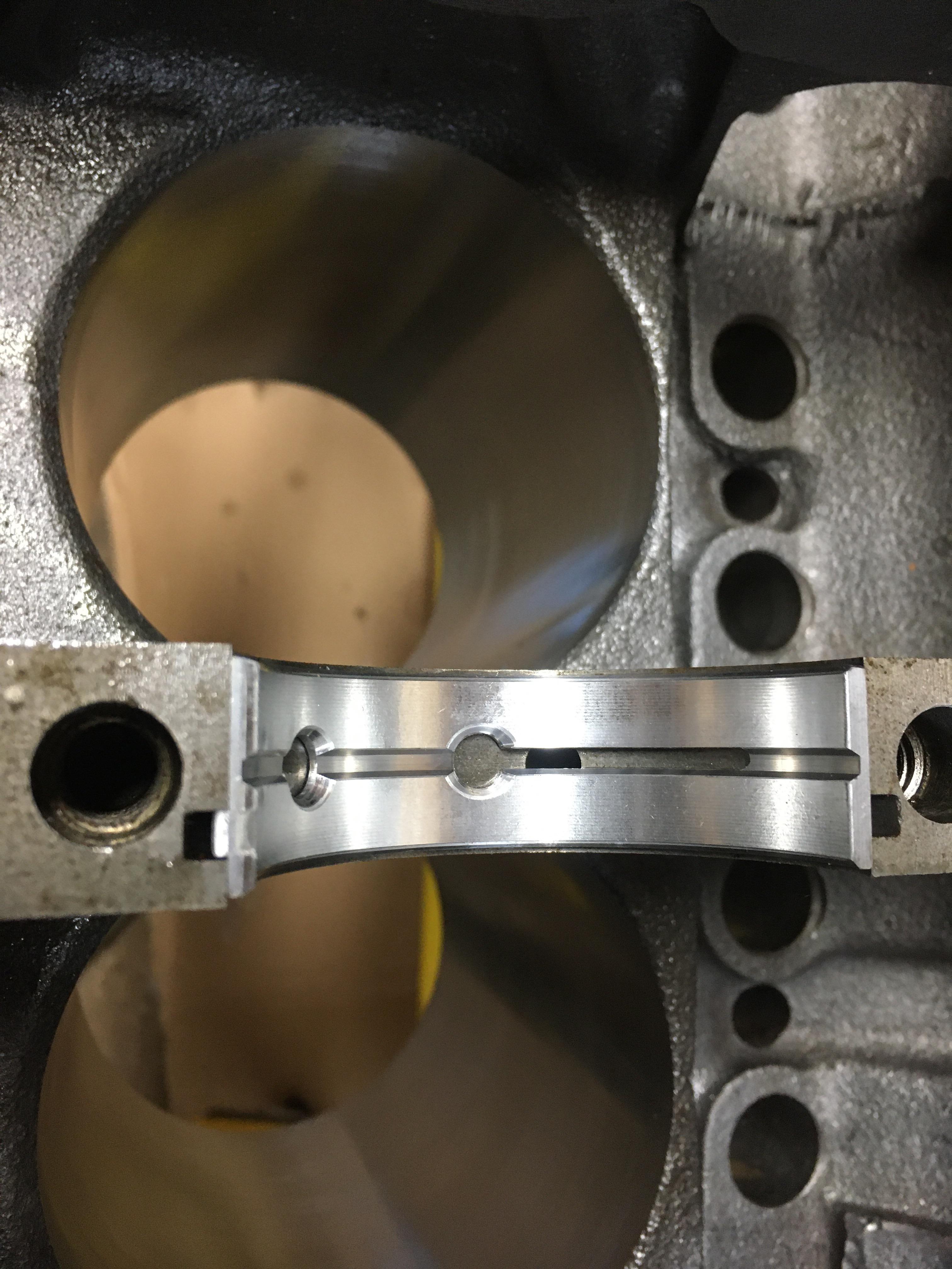 Main Bearing oil holes not lining up r/EngineBuilding