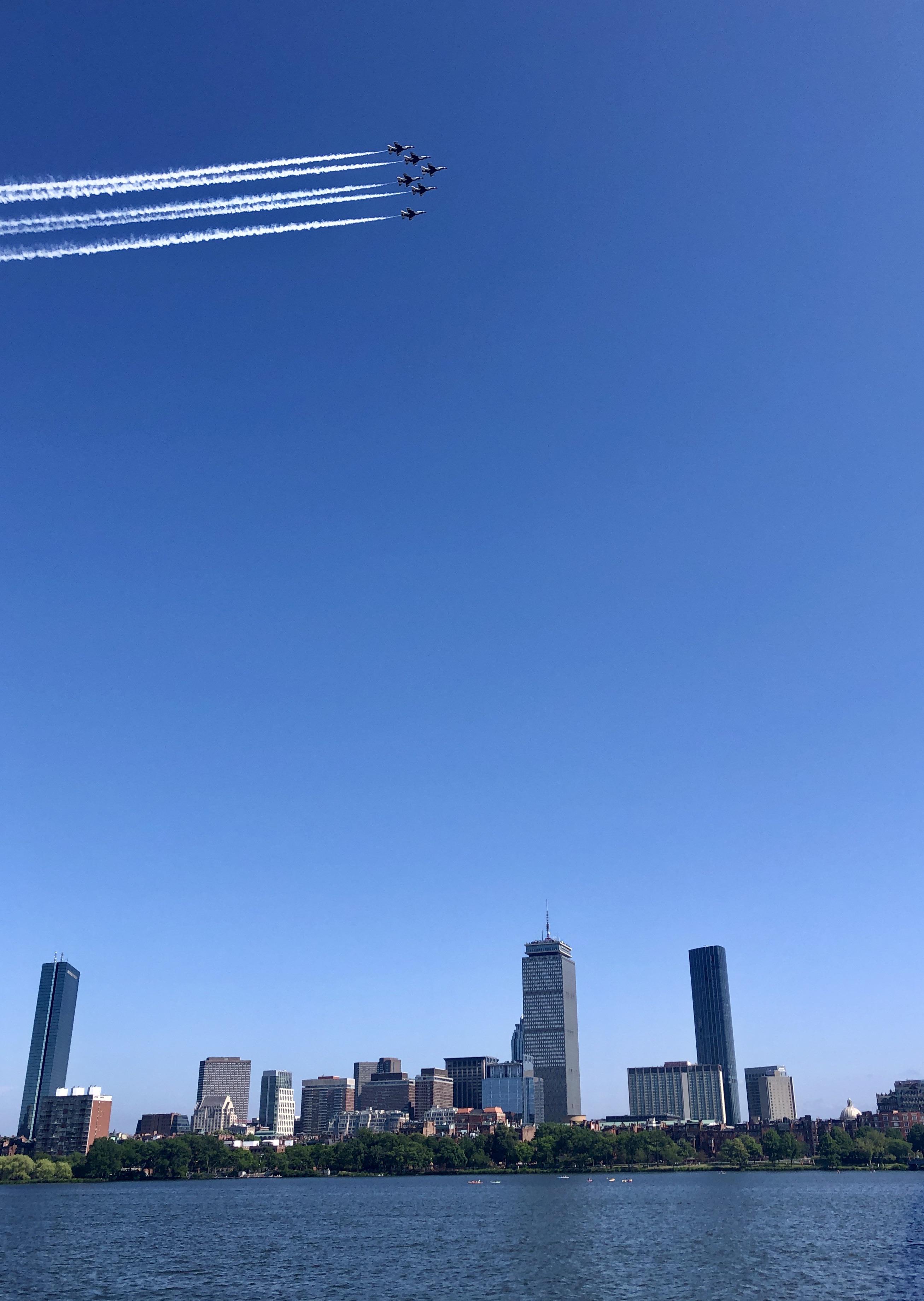 My best pic of the 4th of July flyover. Thunderbirds over Boston from Cambridge. r/boston