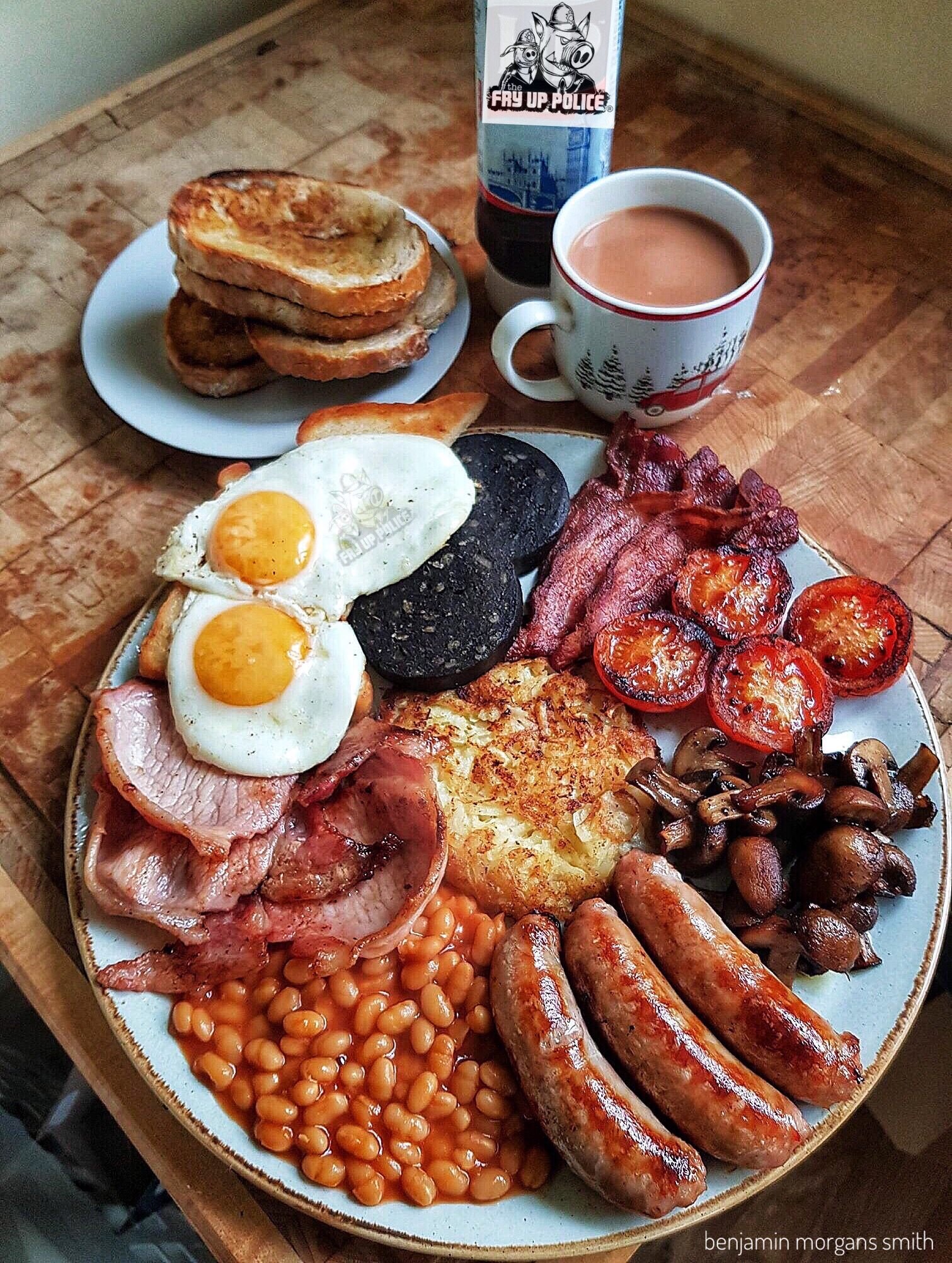 Where can I get Full English Breakfast r/TwinCities