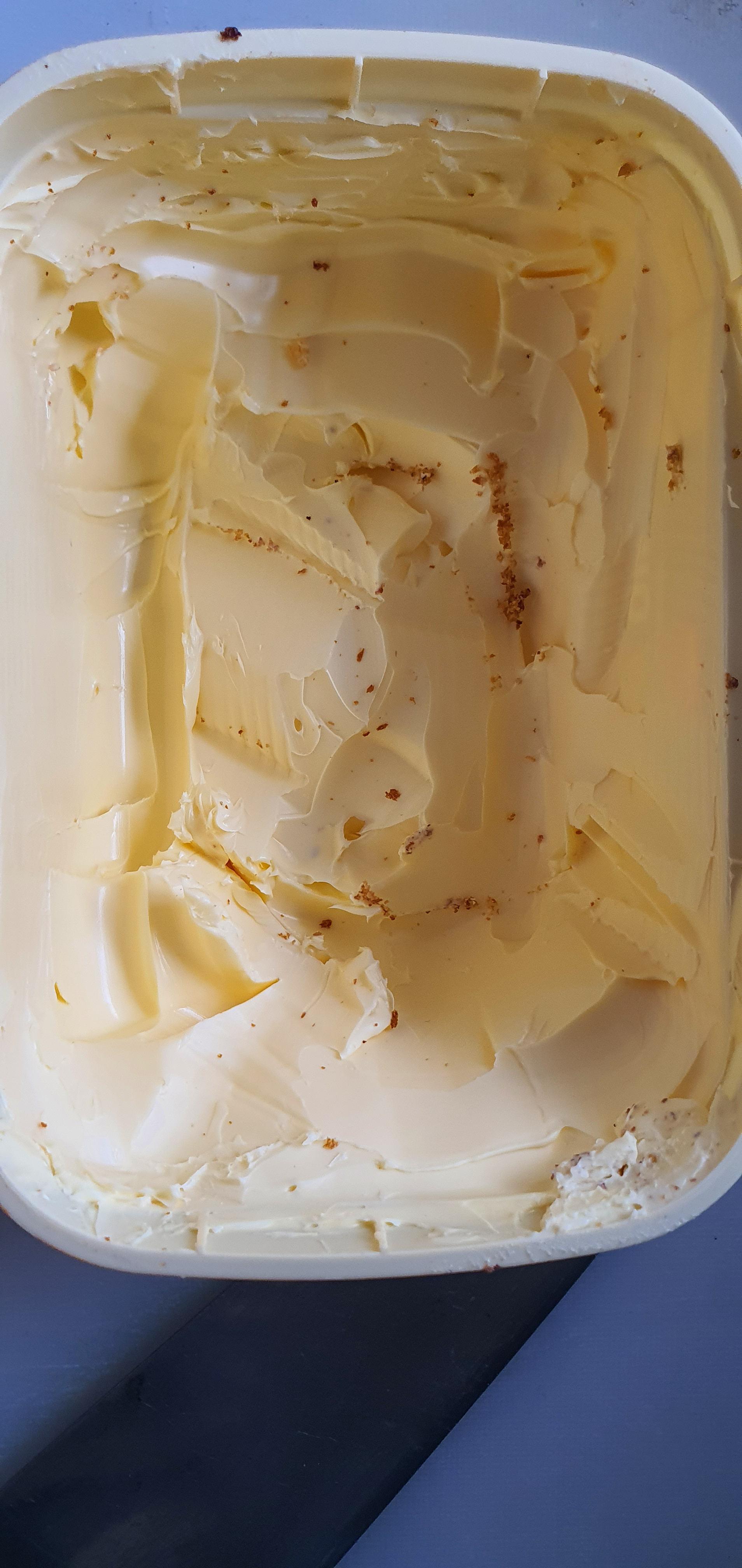 leaving toast crumbs in the butter r/mildlyinfuriating