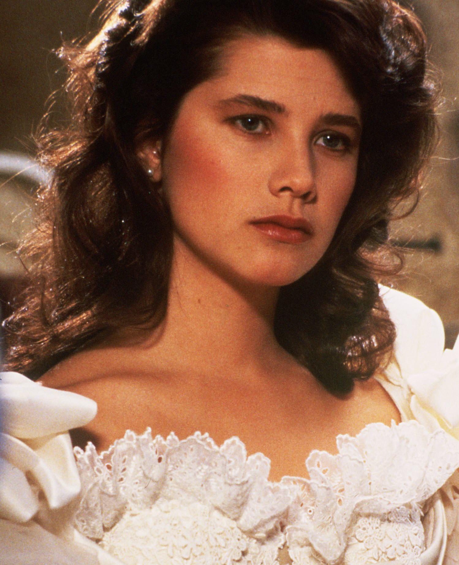 Daphne Zuniga, 1987 - Images