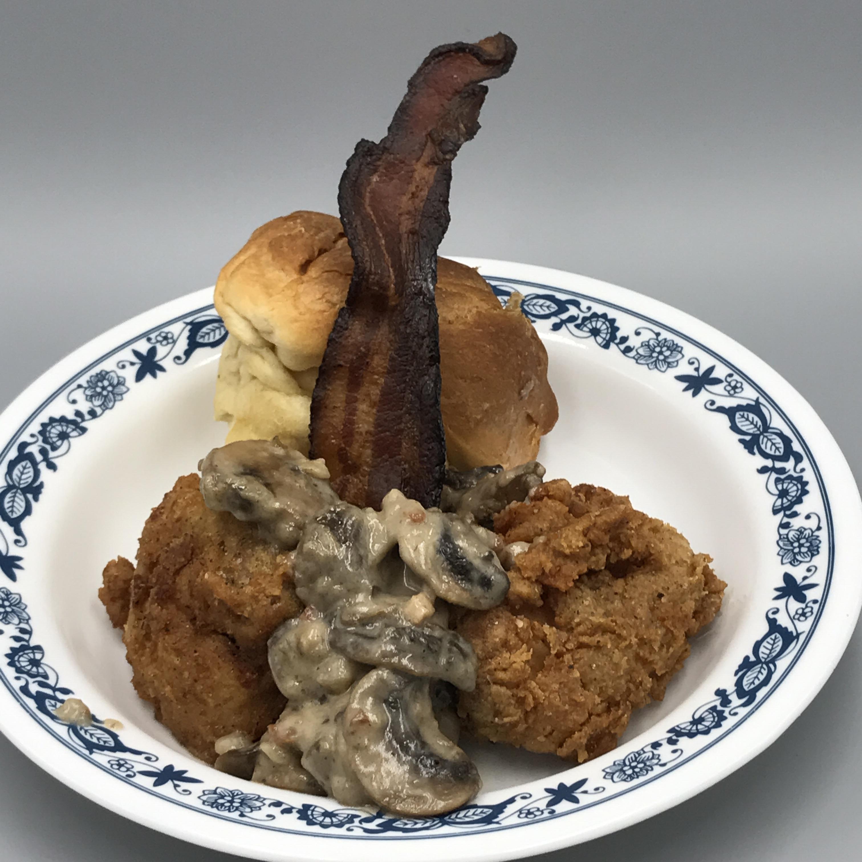 {Homemade} Sous Vide chicken thighs buttermilk fried chicken, mushroom