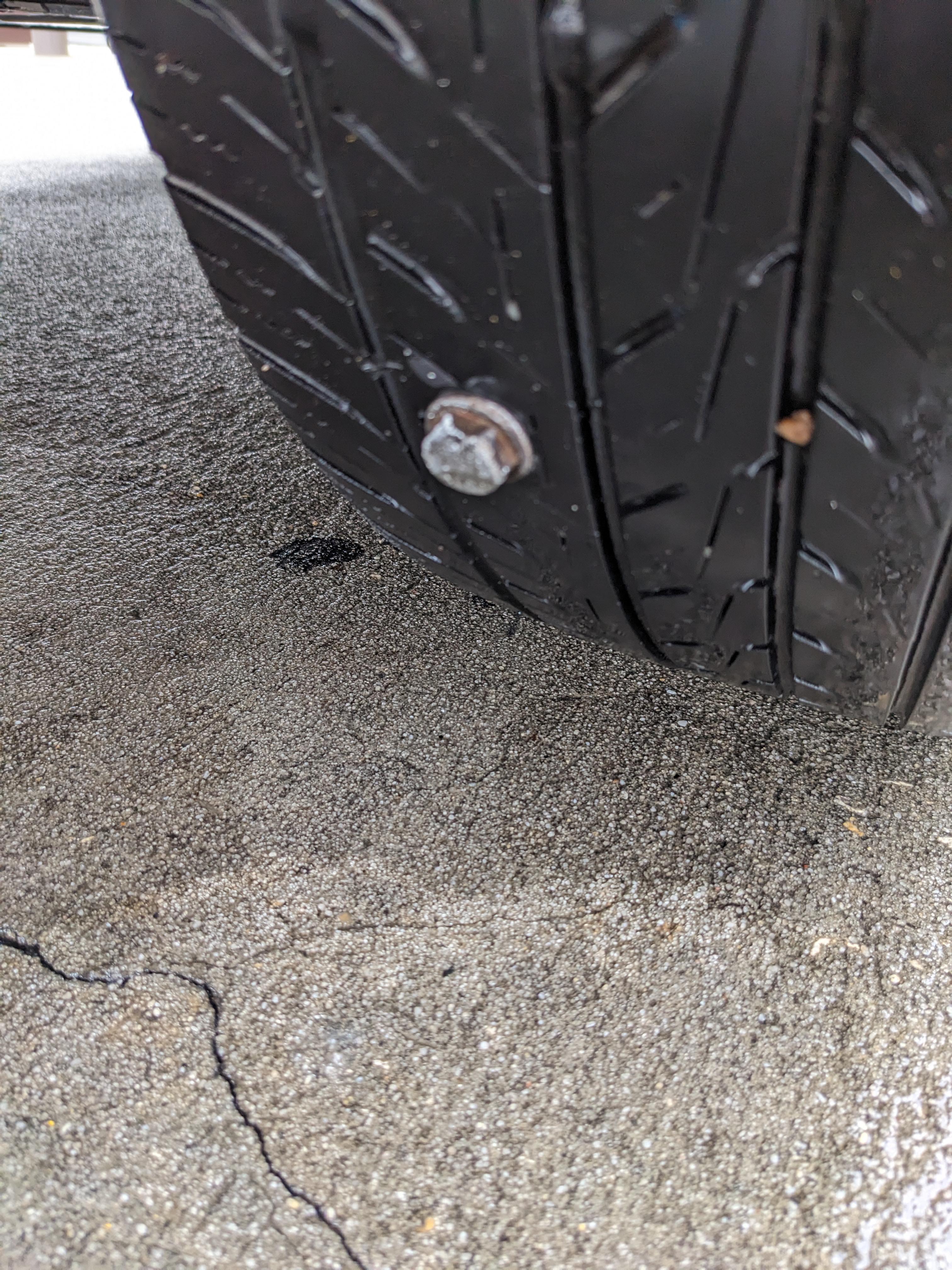 what kind of bolt is stuck in my tire? : r/Tools