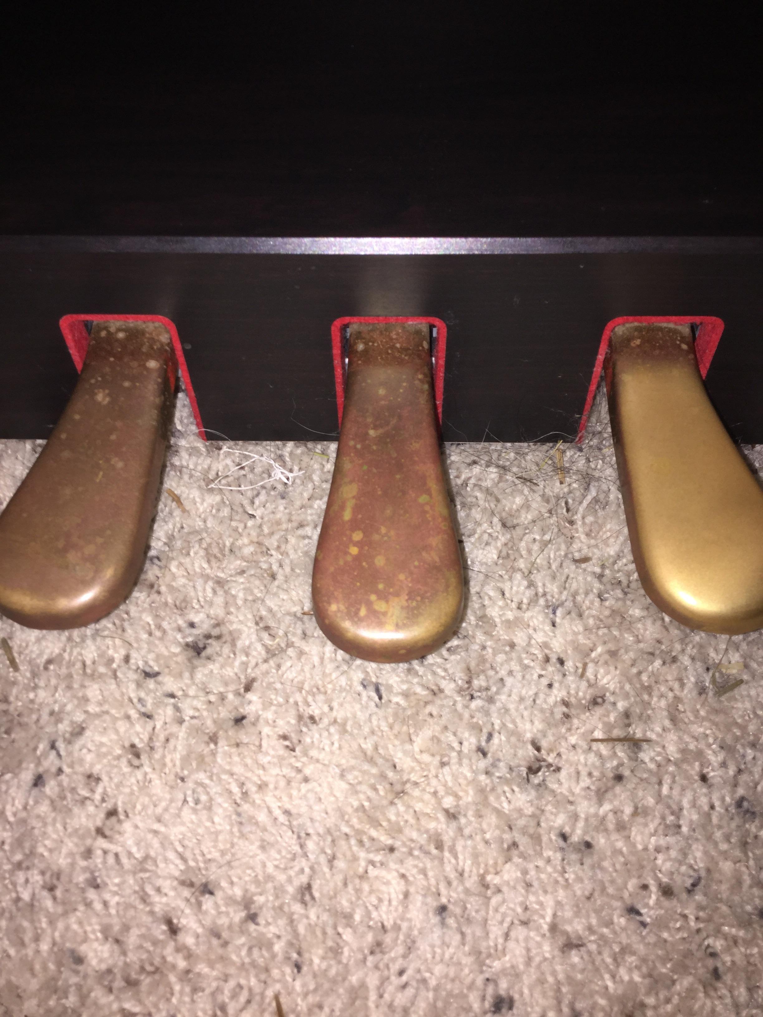 I'm sorta a perfectionist when it comes to how my piano looks. How can