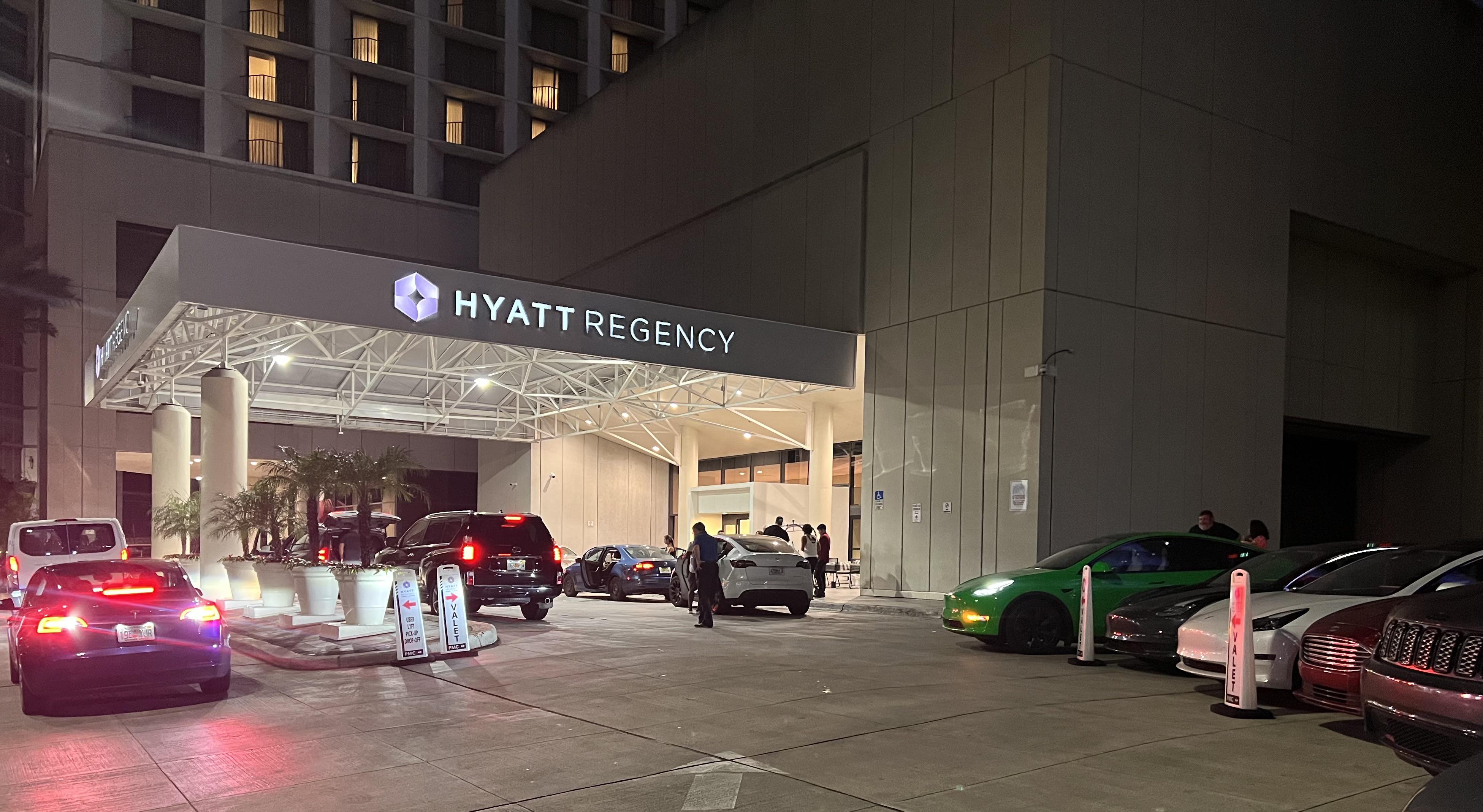 Teslas Representing in Miami r/TeslaLounge