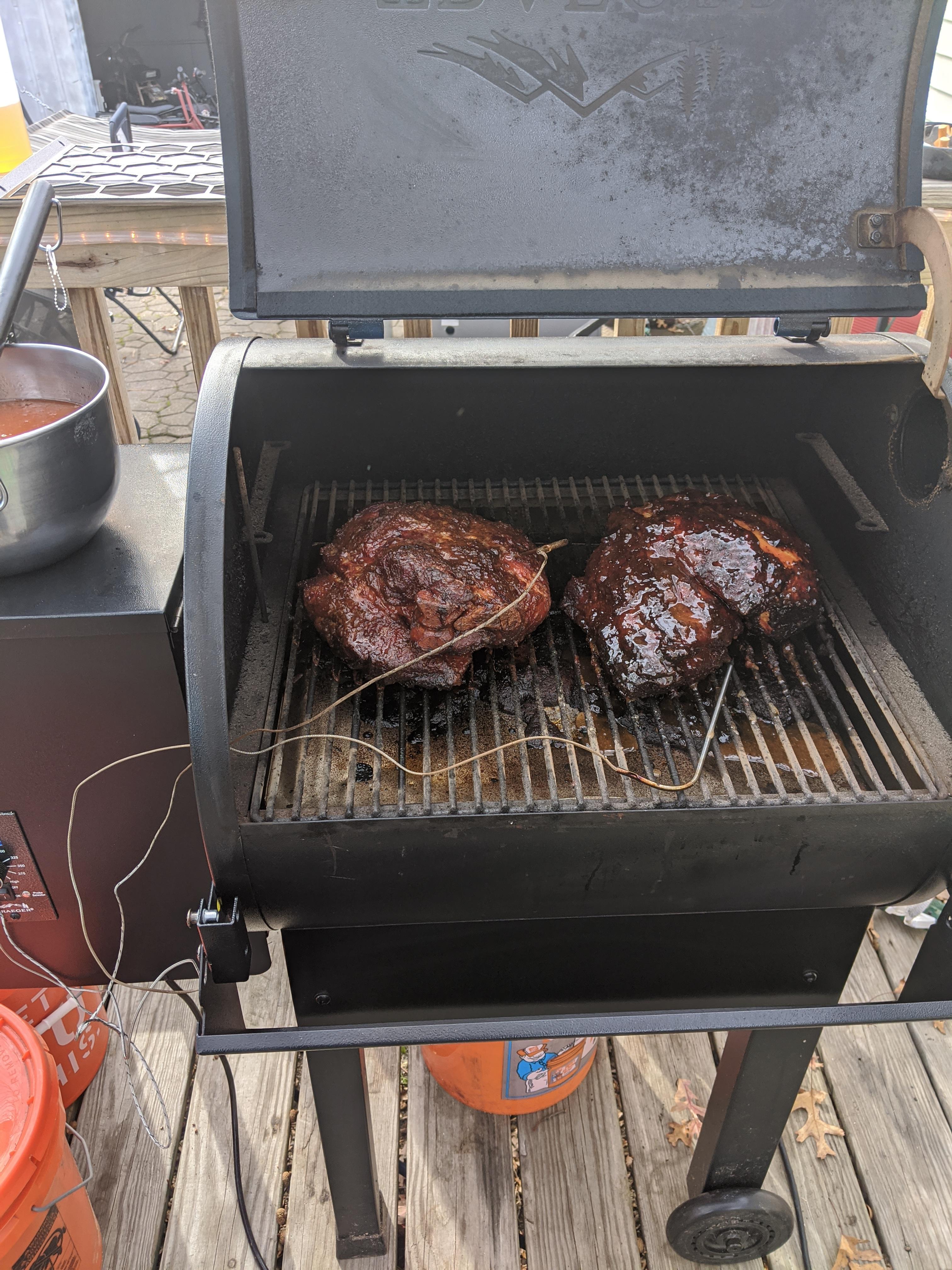 Boston butt perfect temp for final glaze r/Traeger