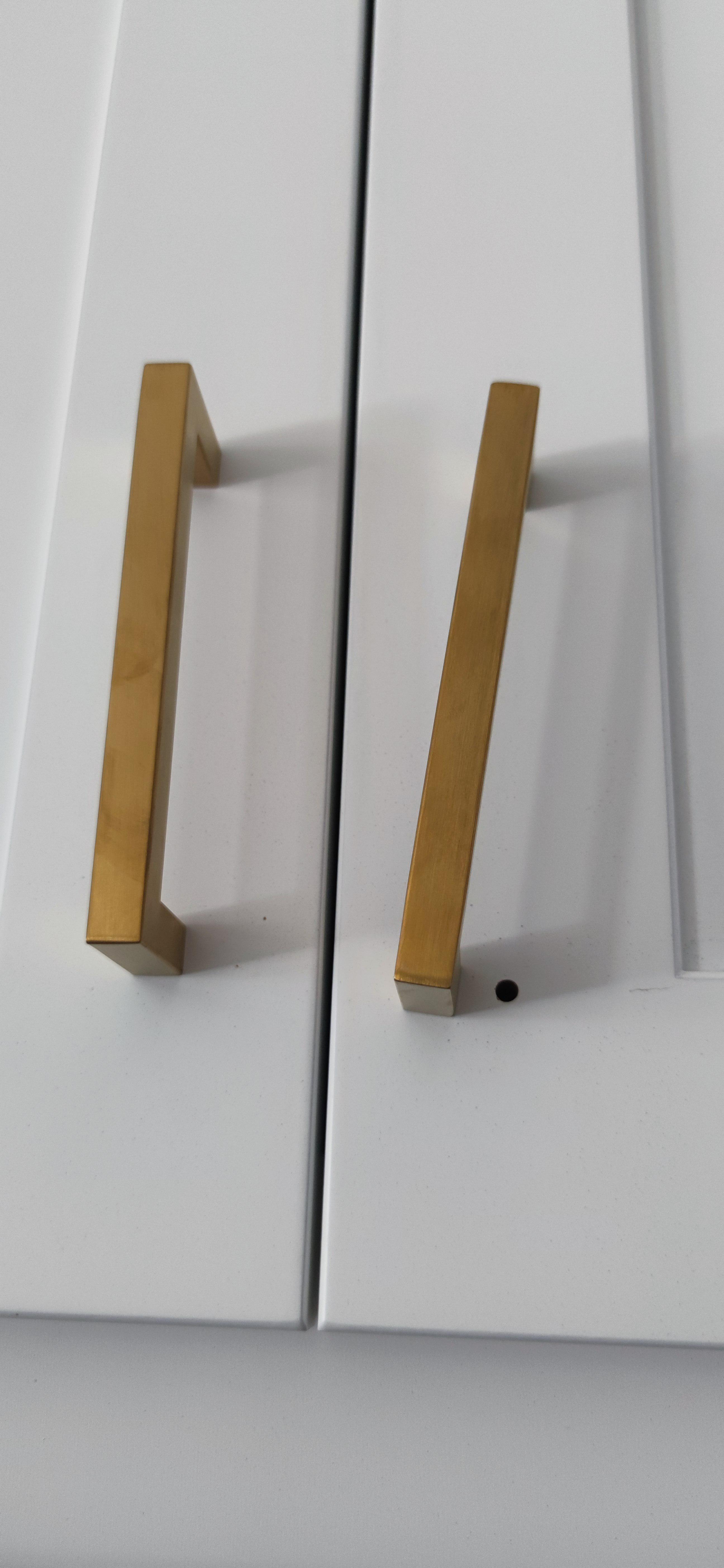 How to touch up door once i fill the hole? What paint to use? It's painted linen white