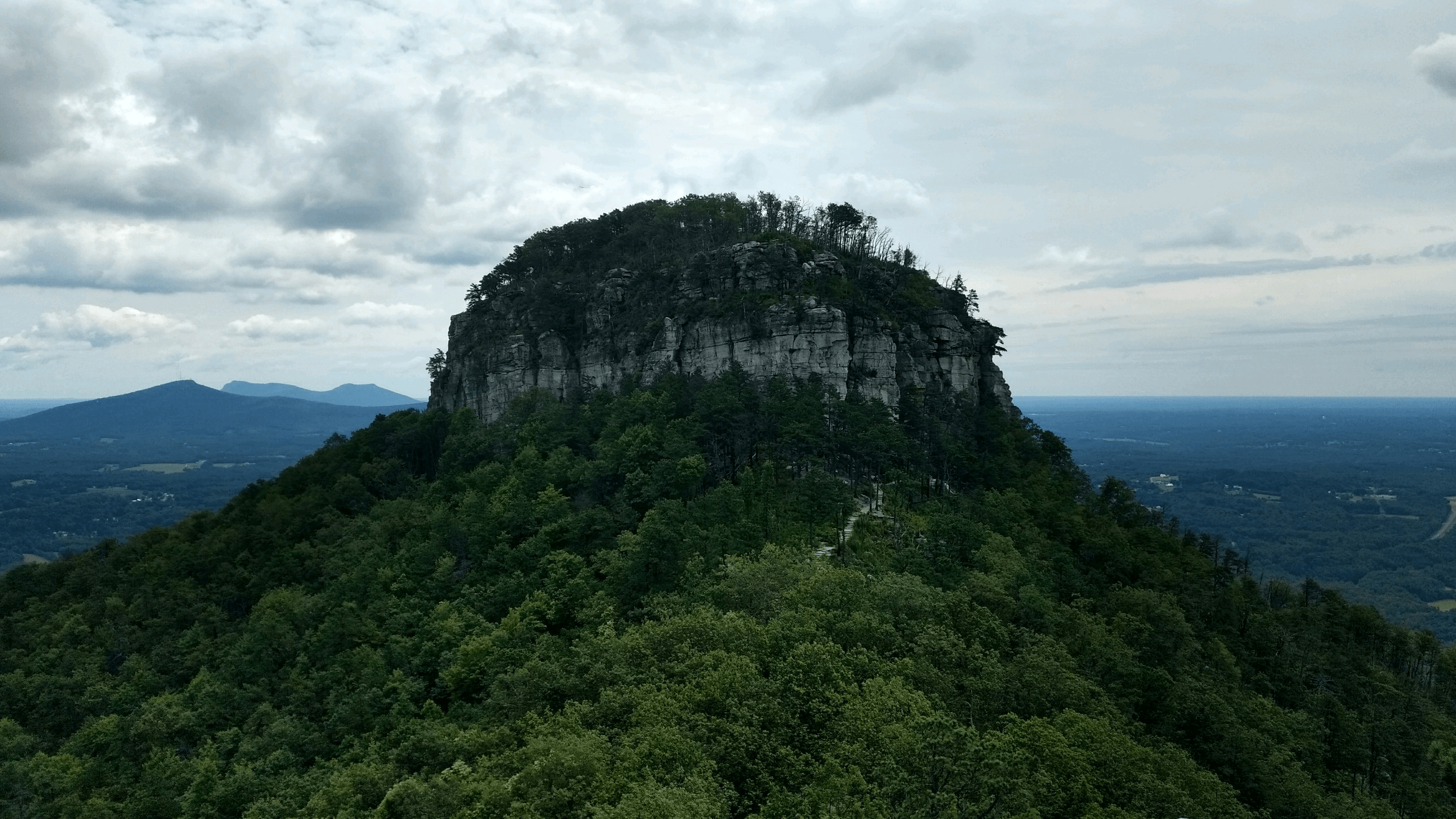 Mount Pilot, North Carolina, [2466 × 1387] [OC] EarthPorn