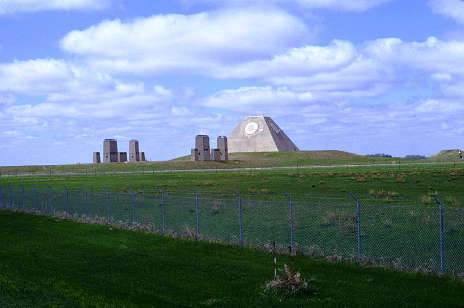 The Great Missile Pyramid of North Dakota r/evilbuildings