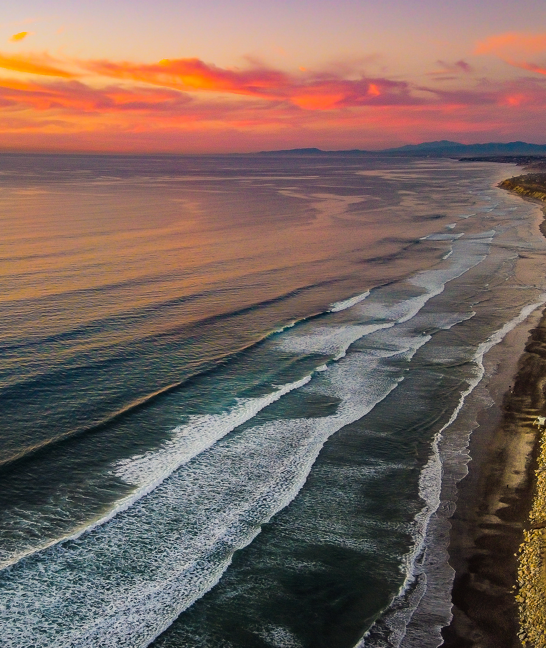 Del Mar, California Sunset. [1877 x 2226] [OC] r/sandiego