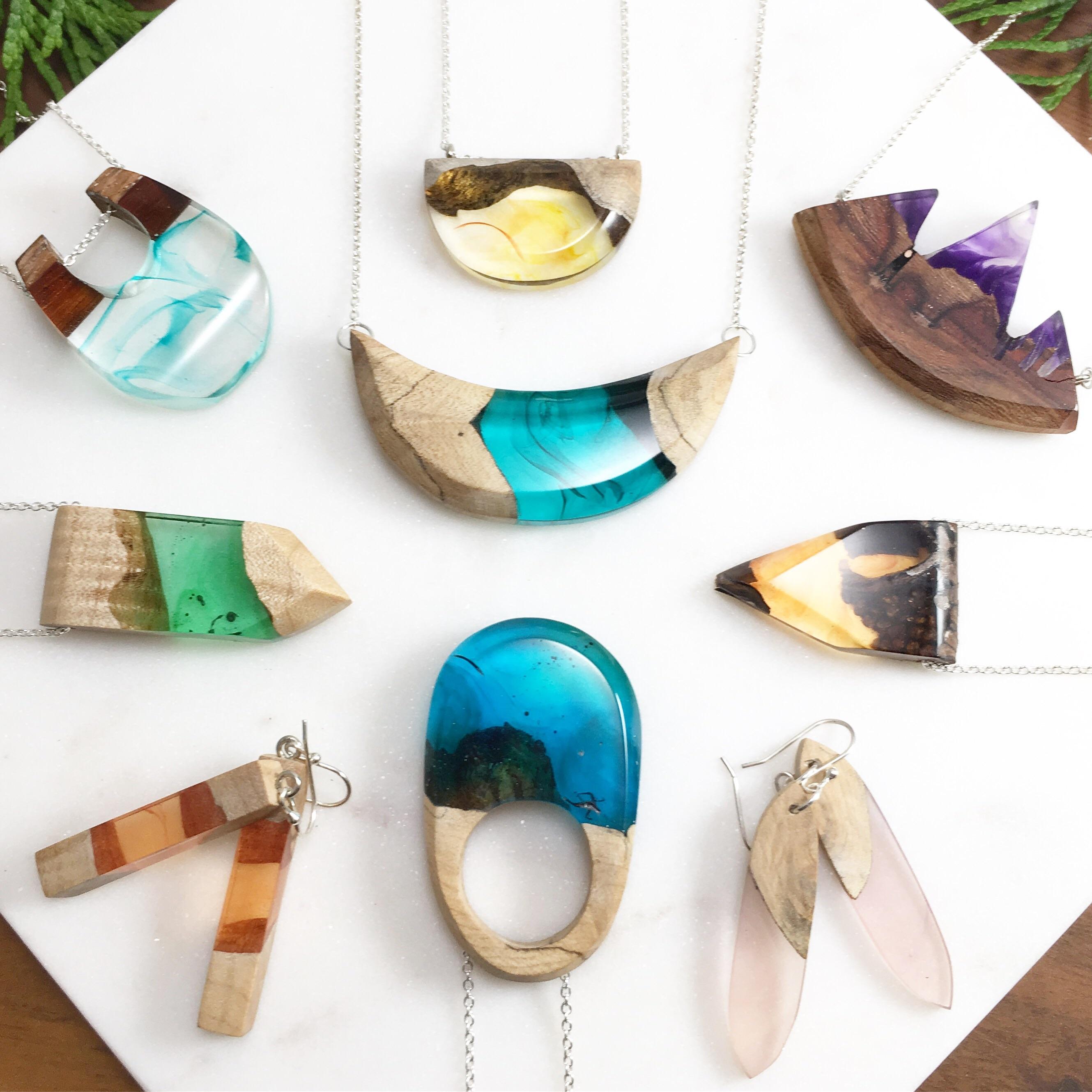 New resin and wood jewellery pieces I've made r/crafts