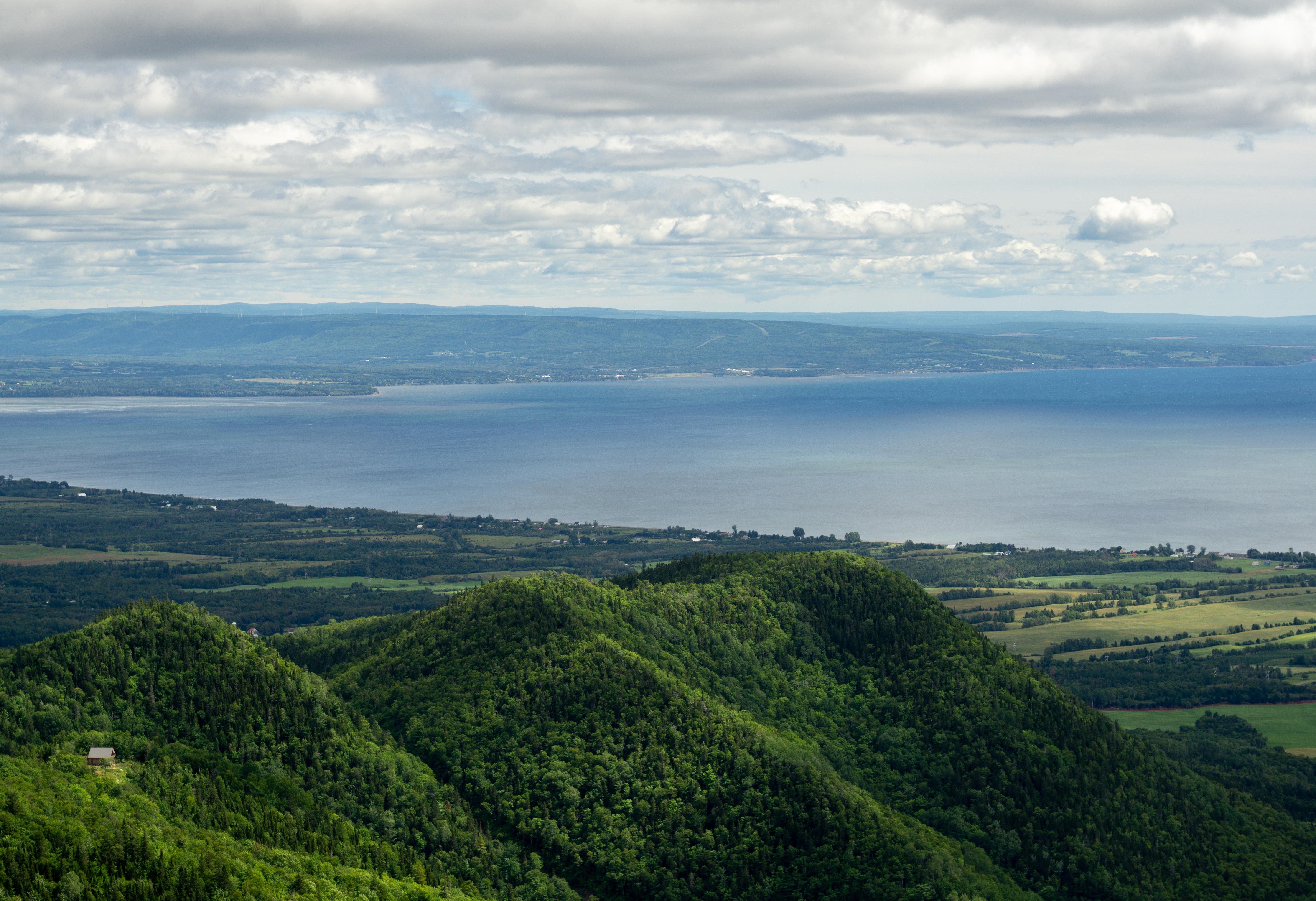 Carletonsurmer, Quebec, Canada [OC] [5781x3958] EarthPorn