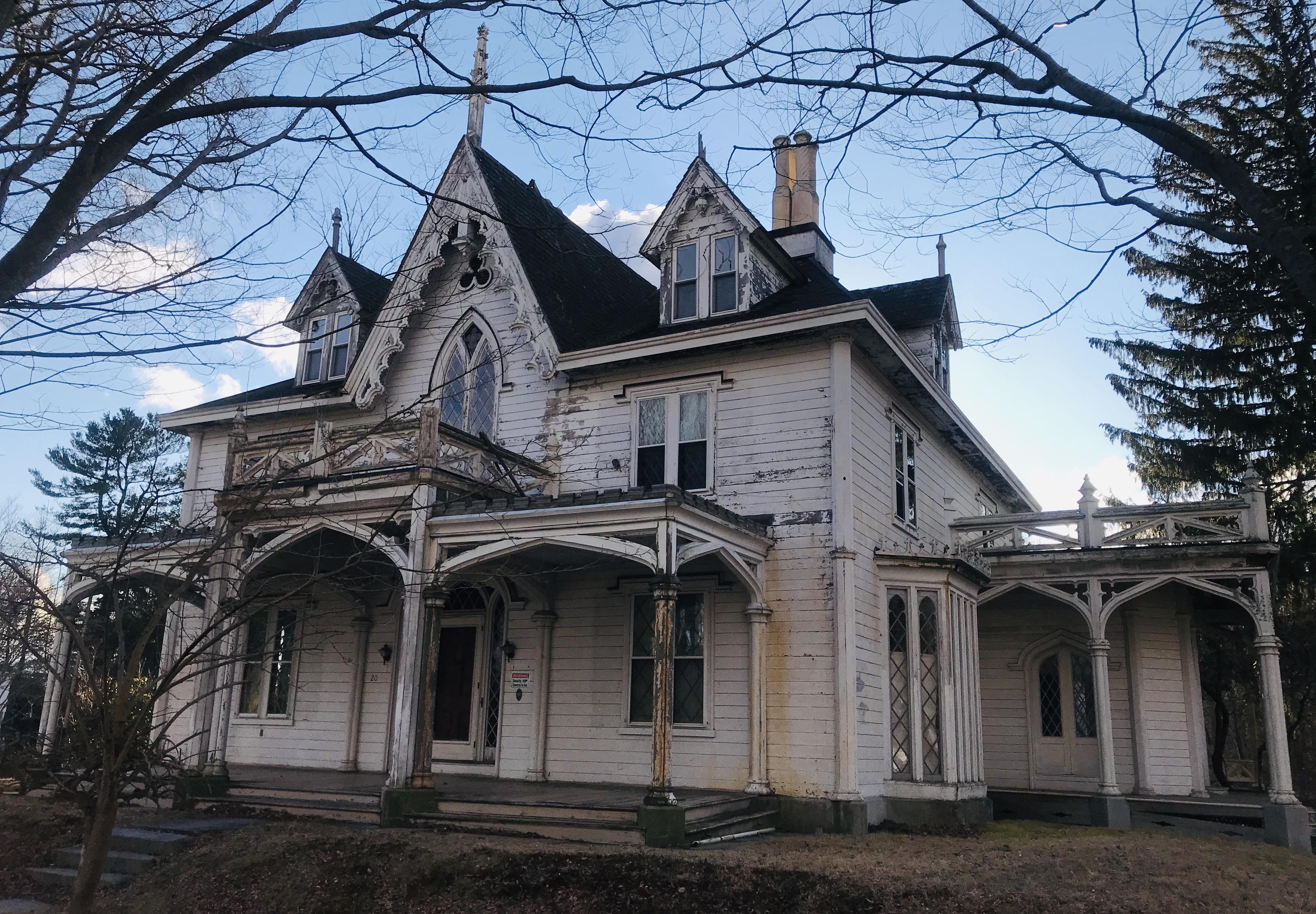 Abandoned church, Thompson CT r/Connecticut