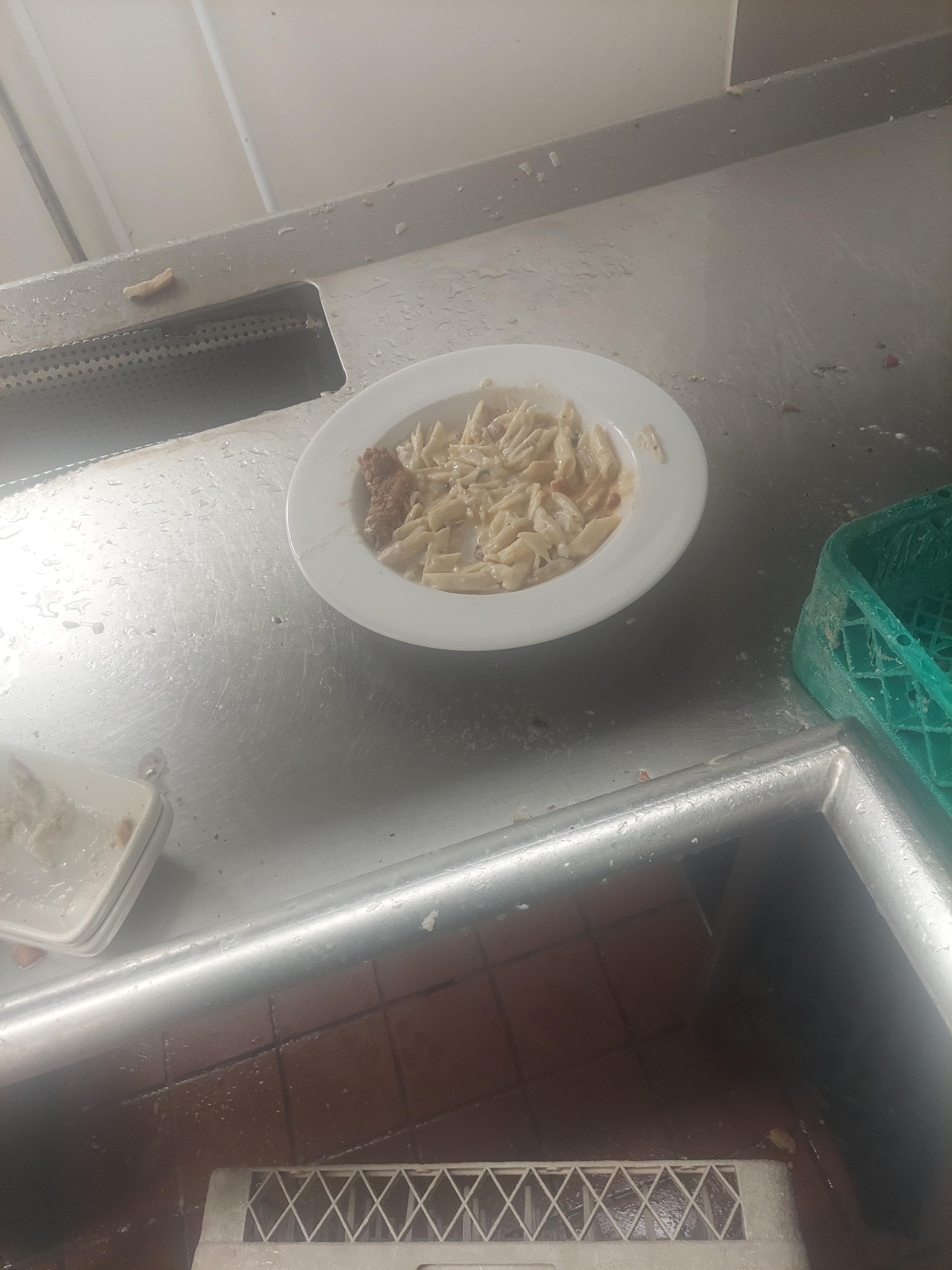 The least effort given for scrapping a plate thus far. dishwashers