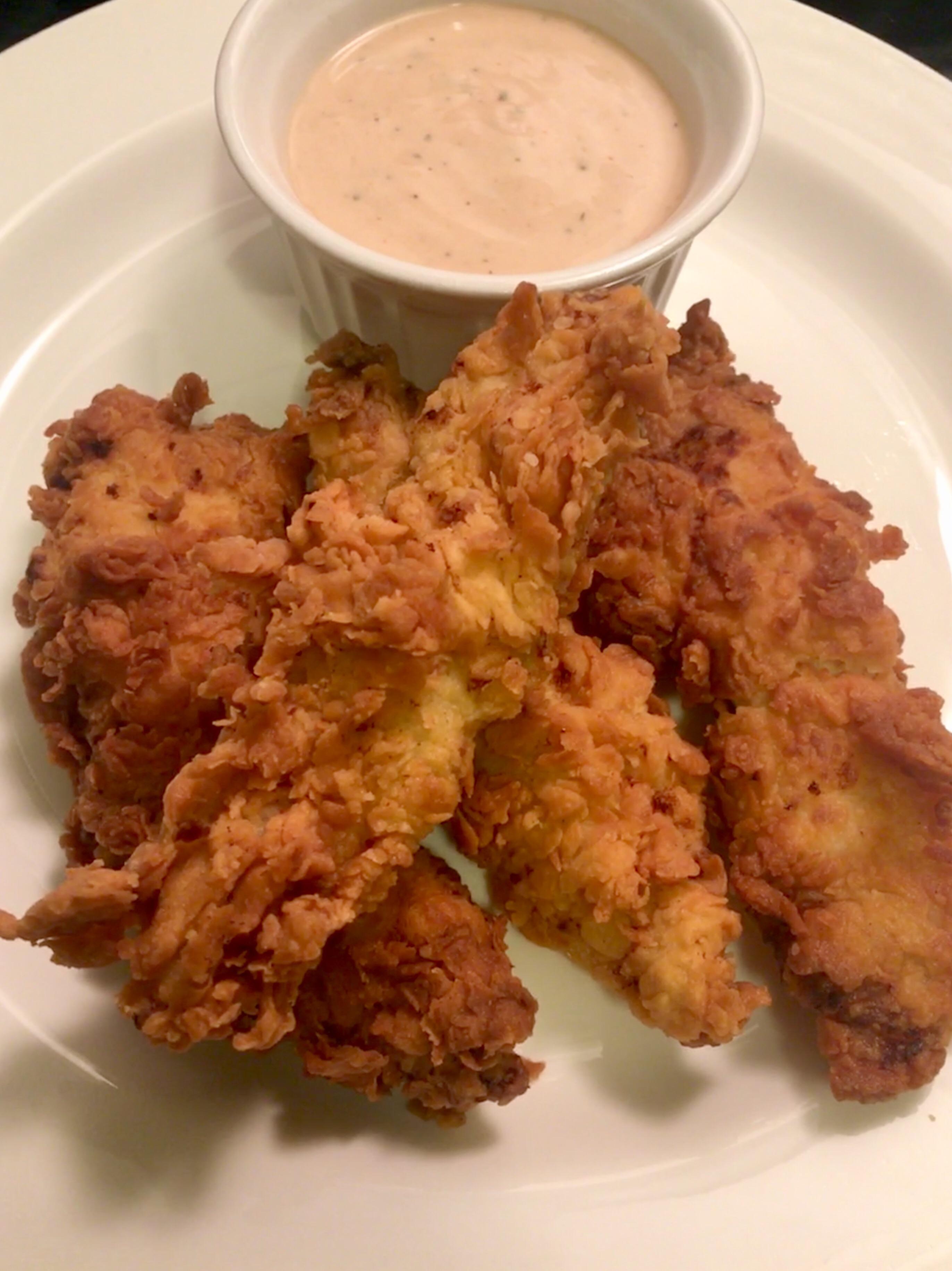 Homemade Crispy Chicken Tenders With Buttermilk Bbq Ranch Via R Food