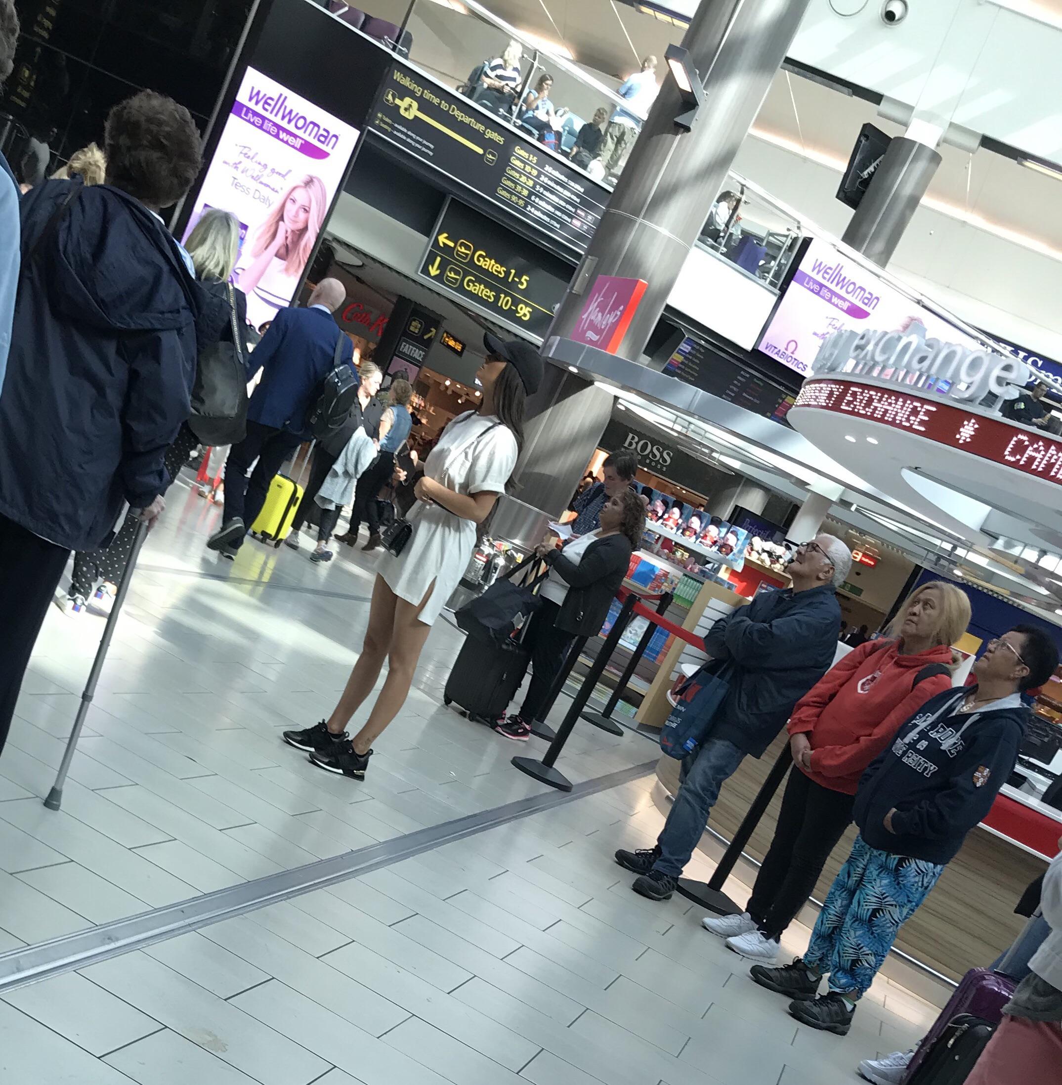 The beautiful Maura Higgins at Gatwick Airport! r/LoveIslandTV