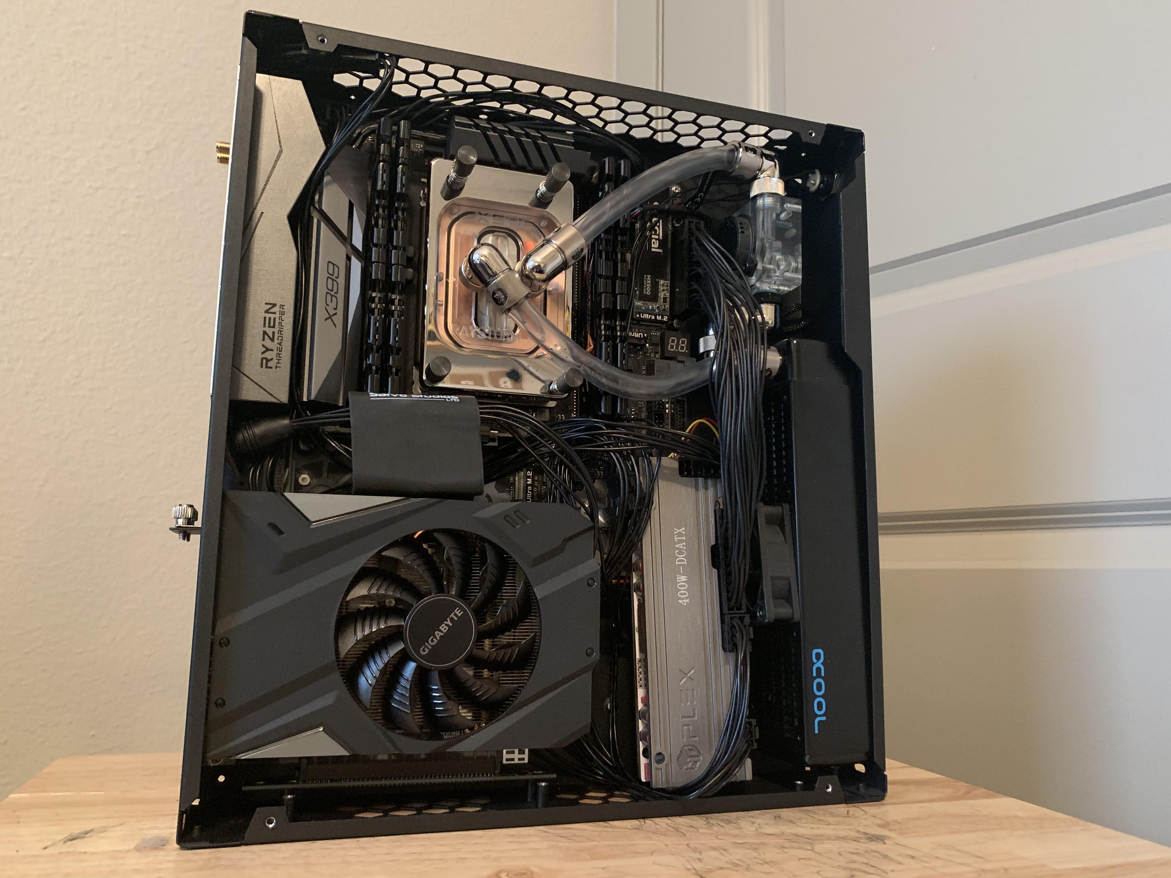 The Smallest Threadripper PC Ever (2019) Eden r/pcmasterrace