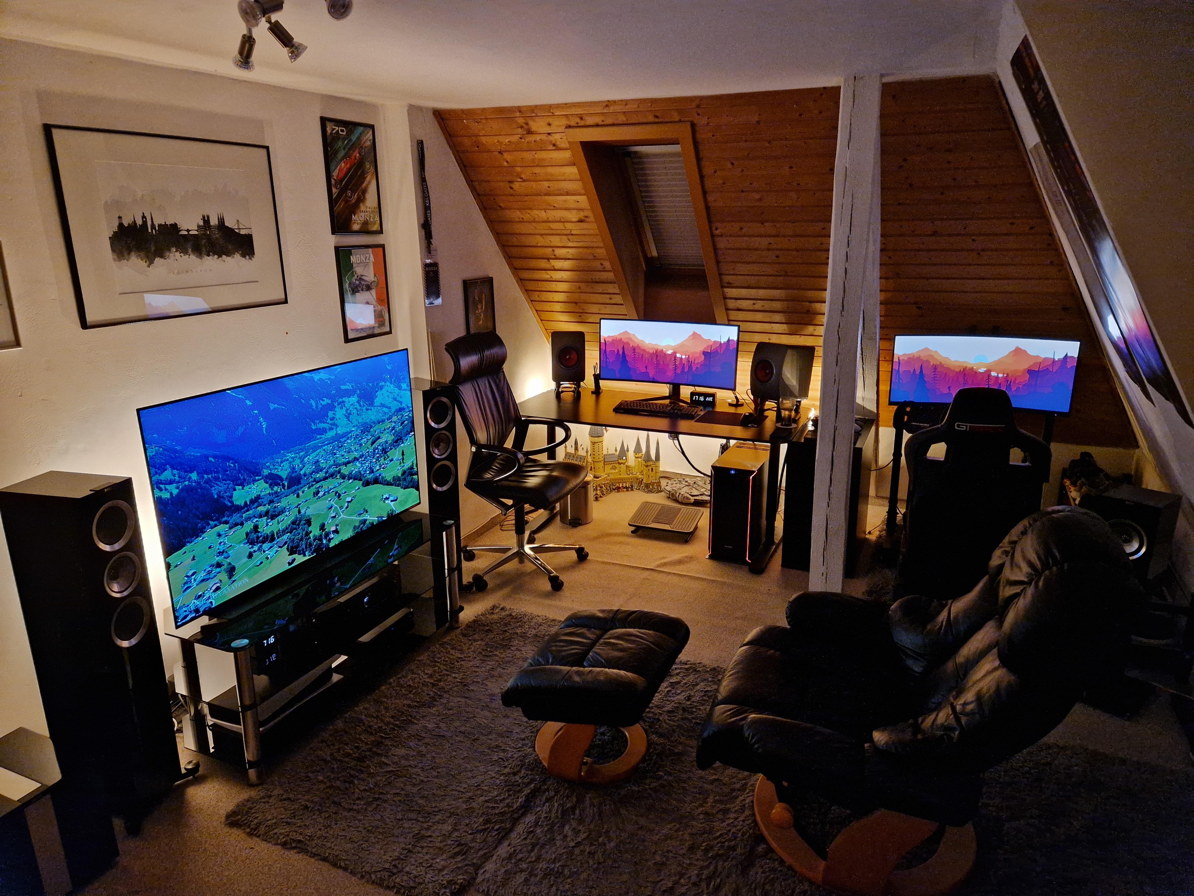My cozy Gaming Room including PC, Simracing Rig and TV r/CozyPlaces