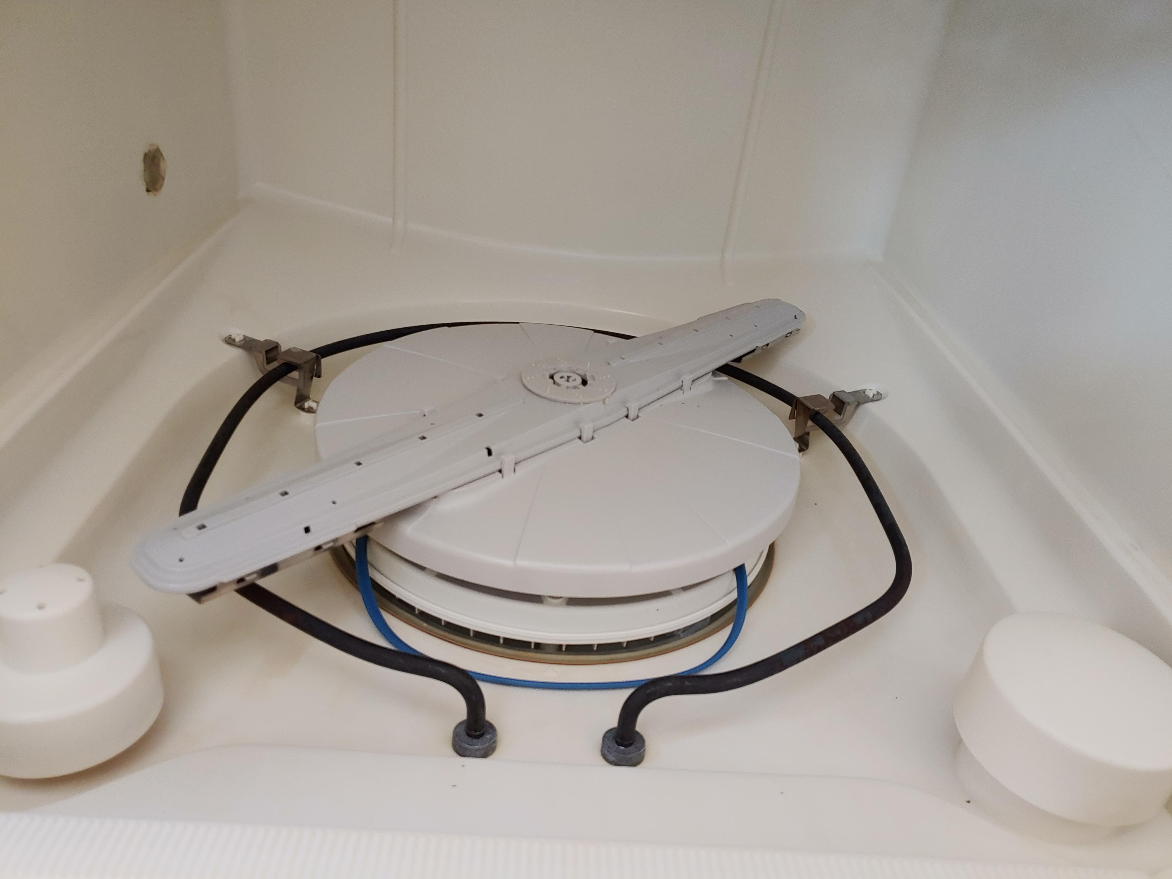 Found this blue ring in my dishwasher. r/whatisthisthing