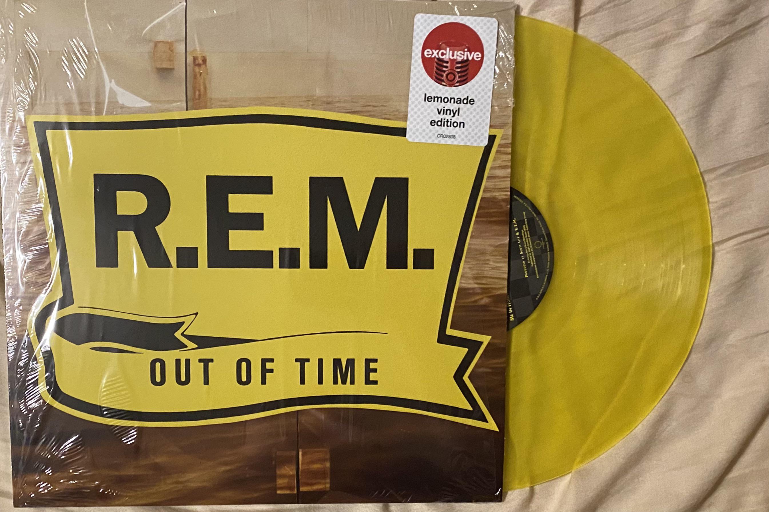 The yellow (lemonade) colored vinyl of Out Of Time came out today! r/rem