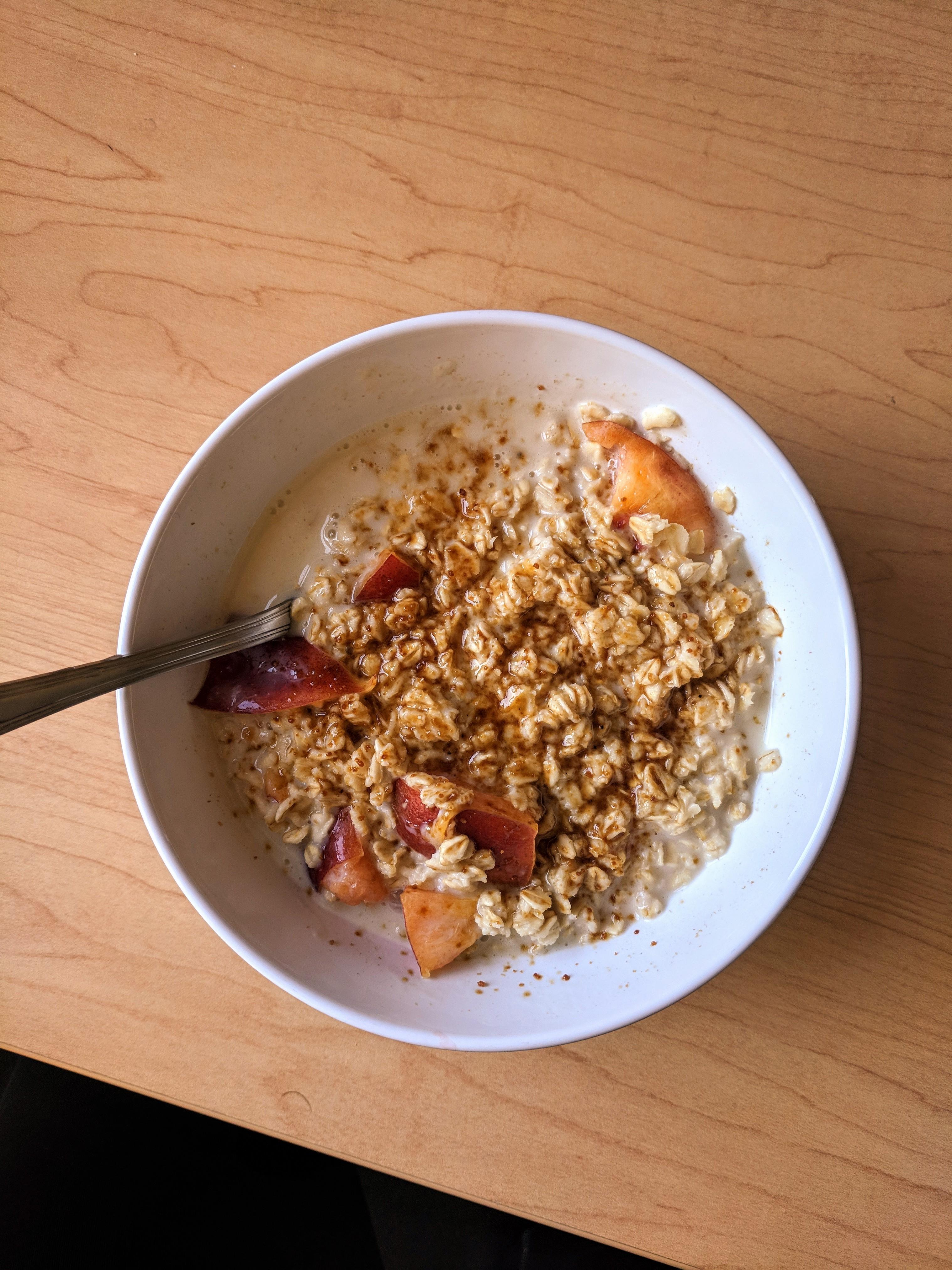 Peach Oatmeal r/HealthyFood