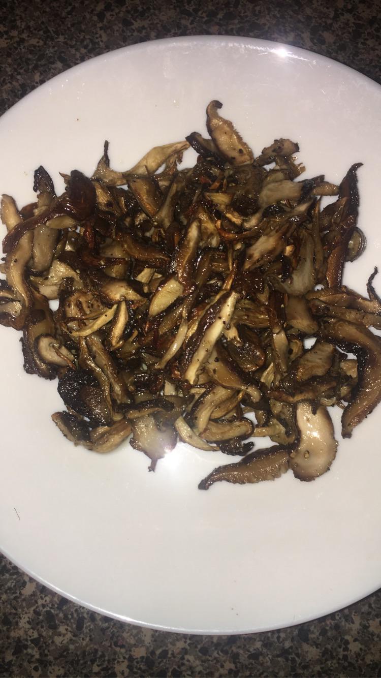 Baked crispy oyster & shiitake mushrooms. I recently discovered these