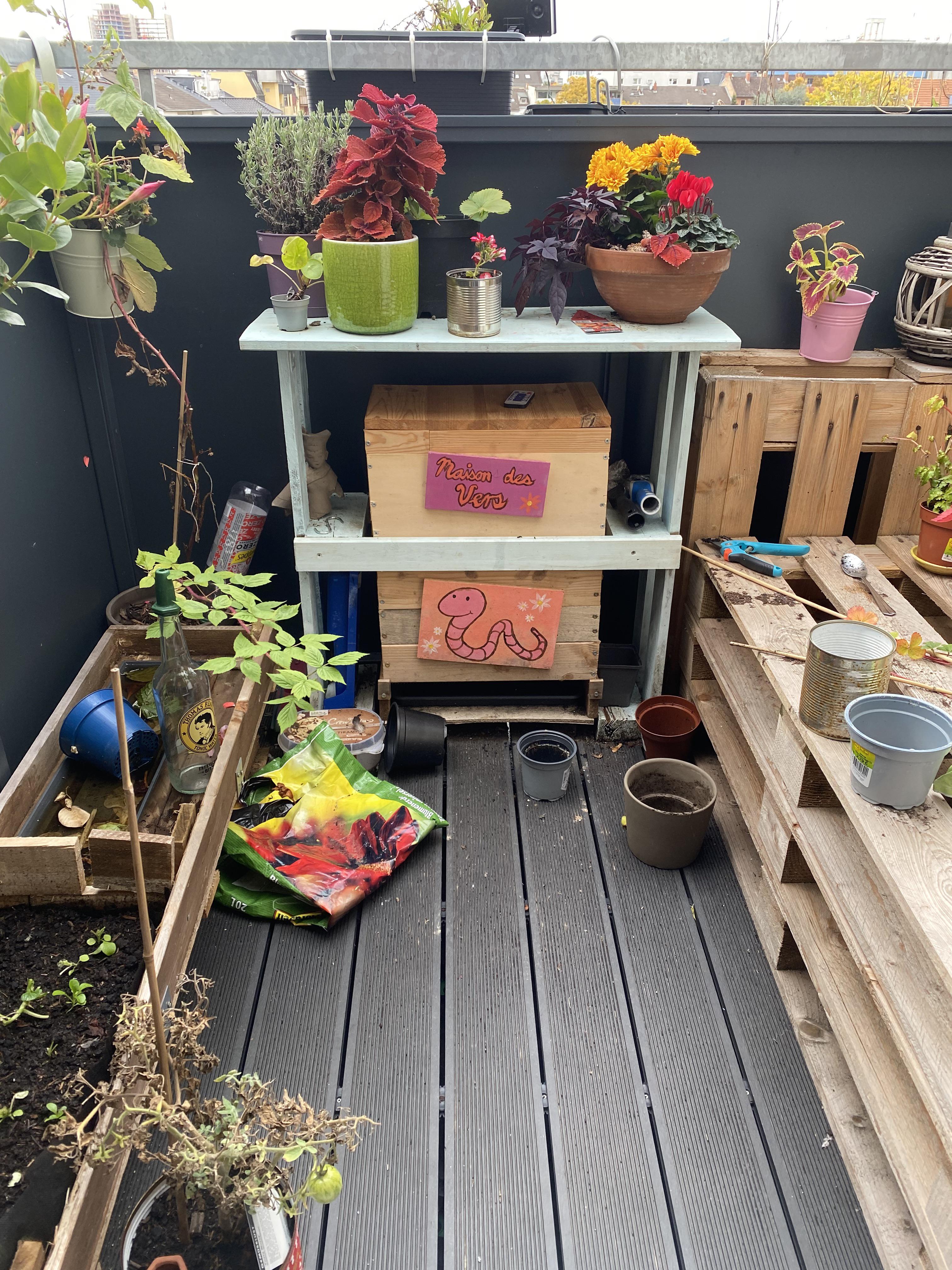 Is it possible to winterproof a worm bin of this size so it can stay