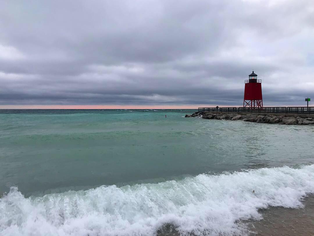 Charlevoix, Lake Michigan r/GreatLakesPics