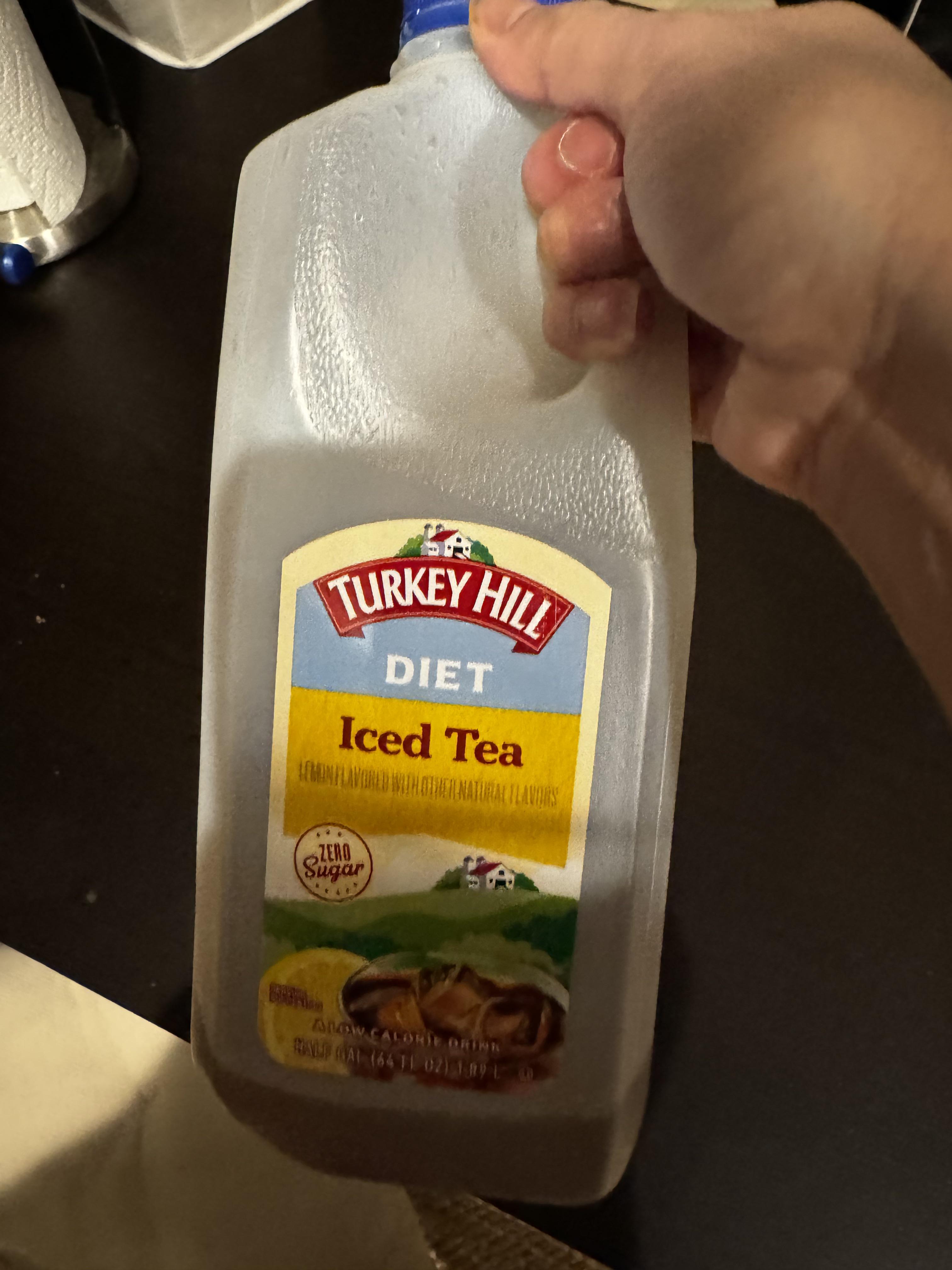 Legit best diet lemon tea out there. Doesnt even taste like diet iced