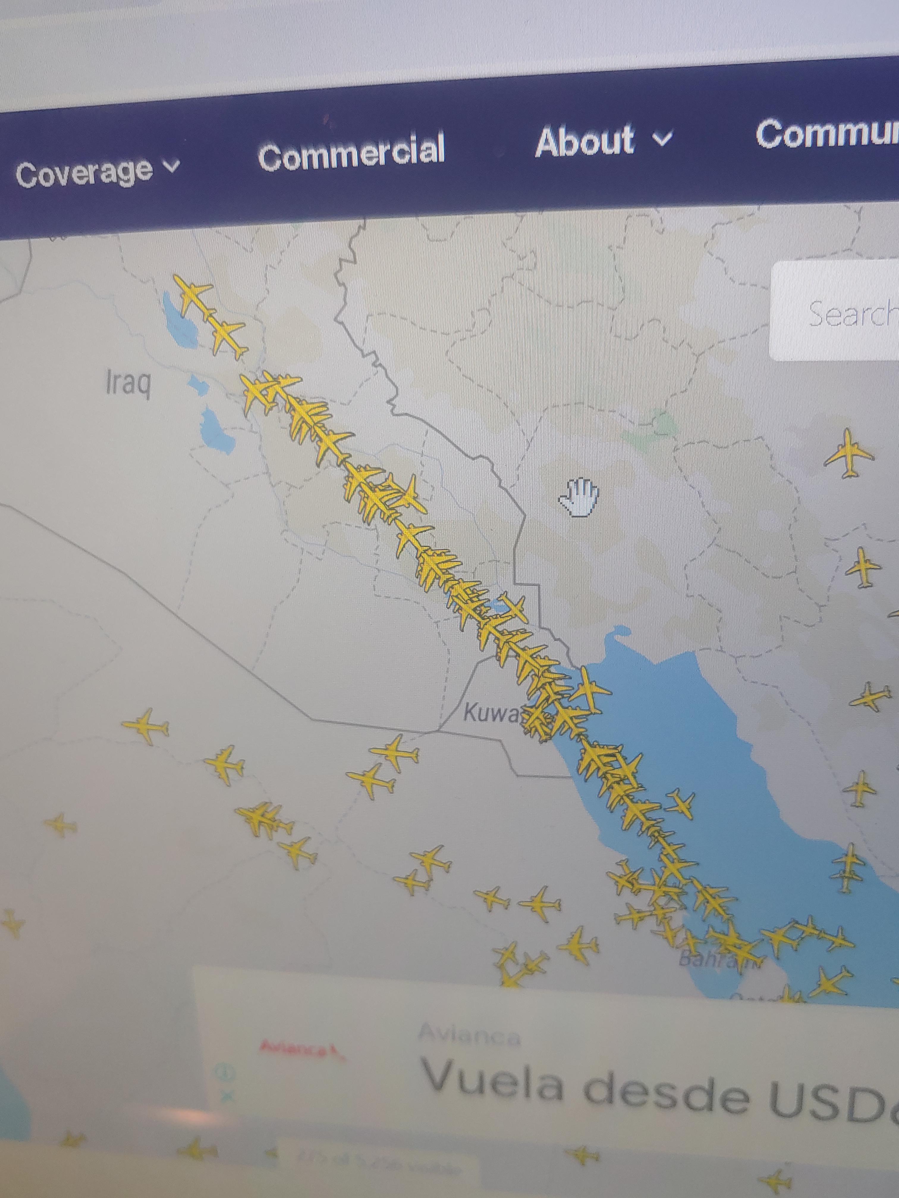 looks like an airplane traffic jam above the skies of Iraq r/Flights