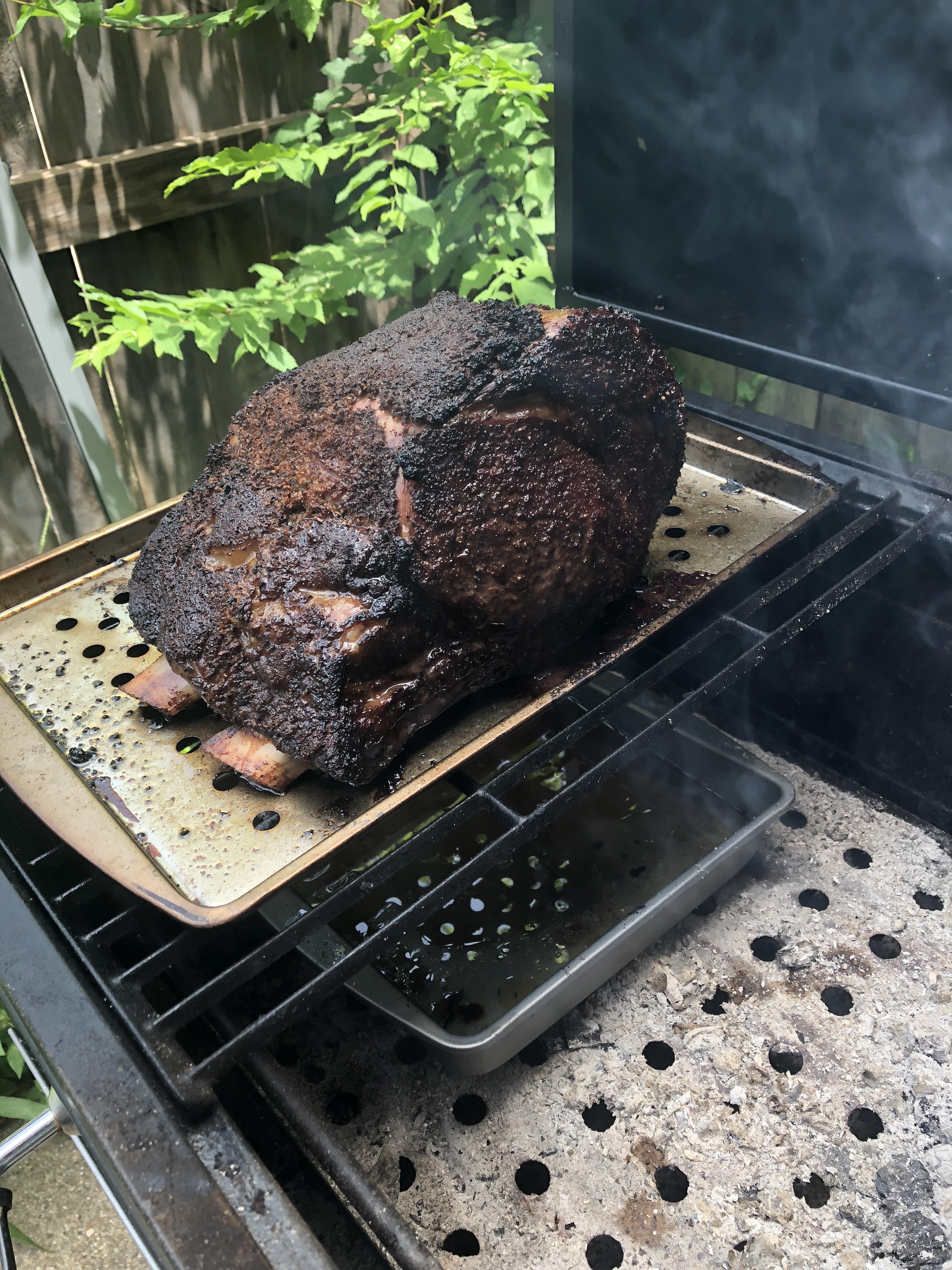 [Homemade] Smoked rib roast r/food