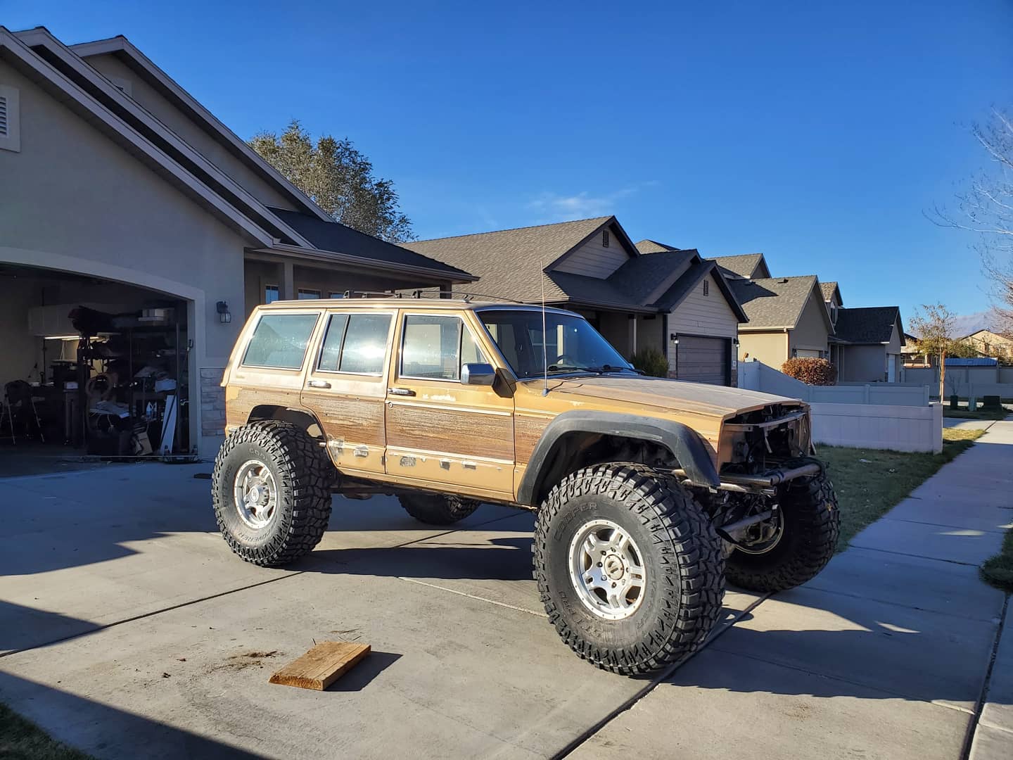 Trying to find a 2001 Jeep Cherokee XJ frame repair kit : CherokeeXJ