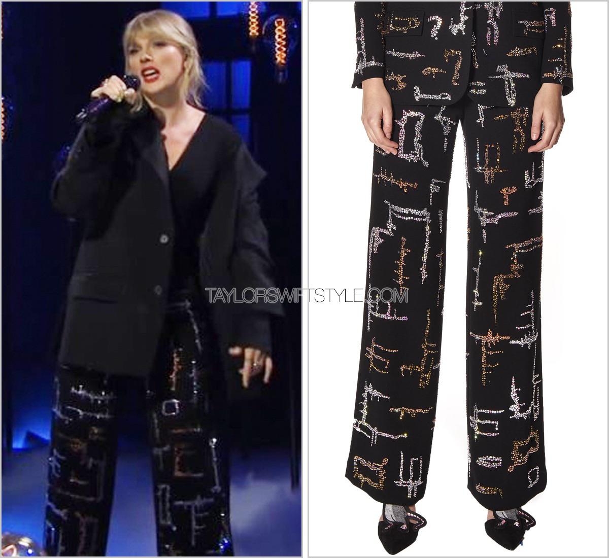 Looking for similar pants that Taylor Swift wore on an SNL performance(07)