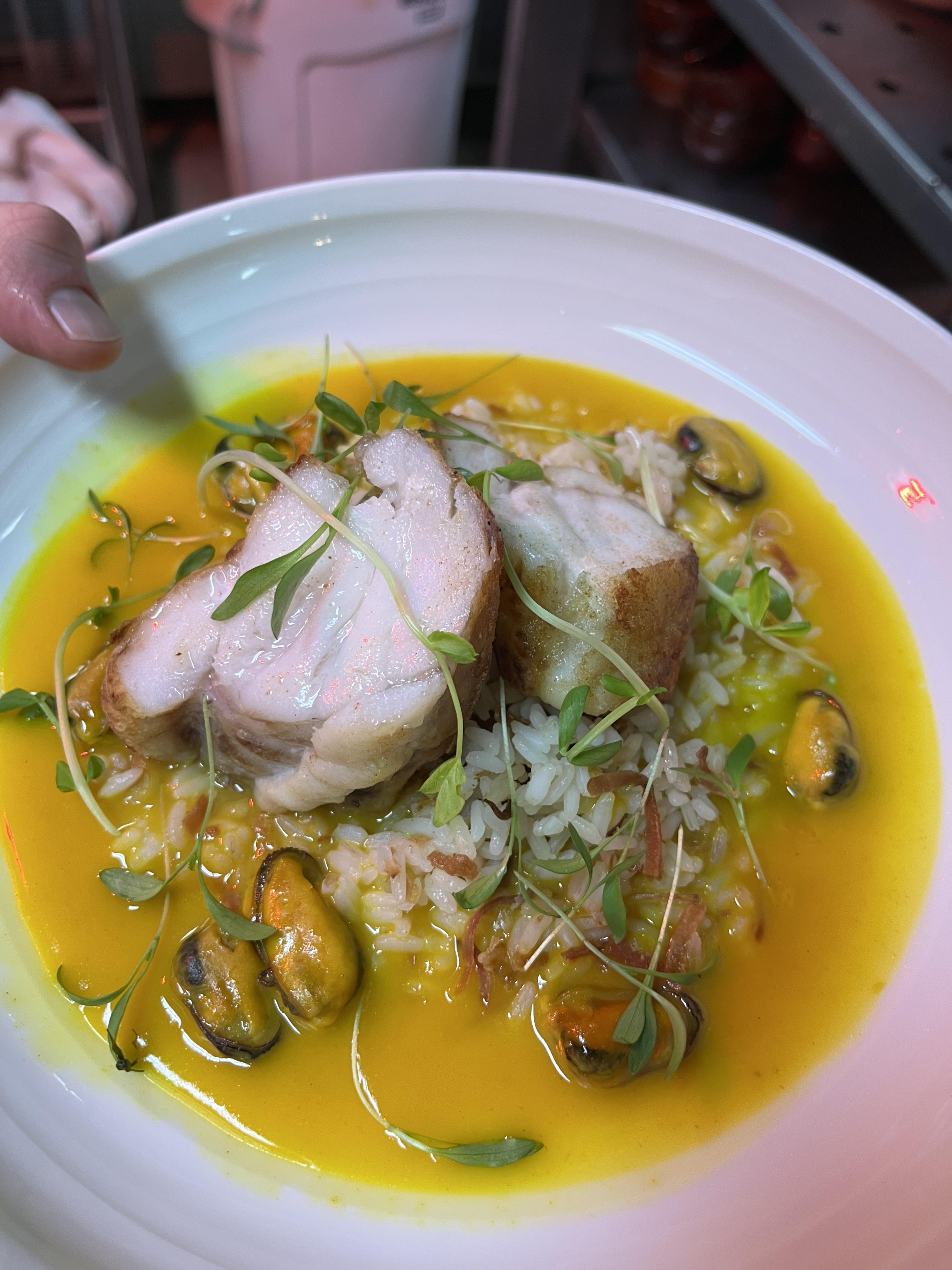Monkfish, Thai mussel broth, crispy scallion rice r/CulinaryPlating
