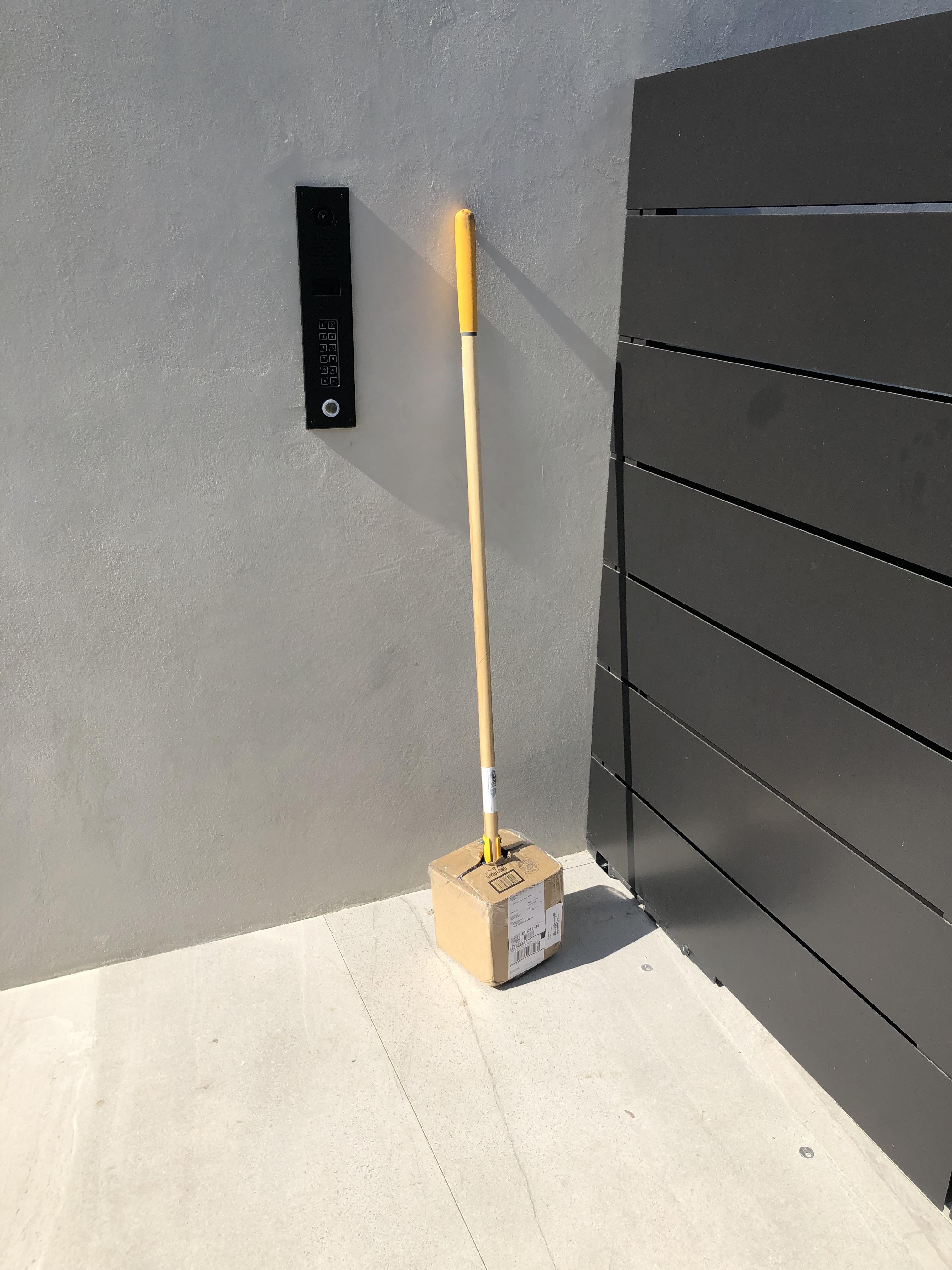 Amazon shipment of a yard tool. r/mildlyinteresting