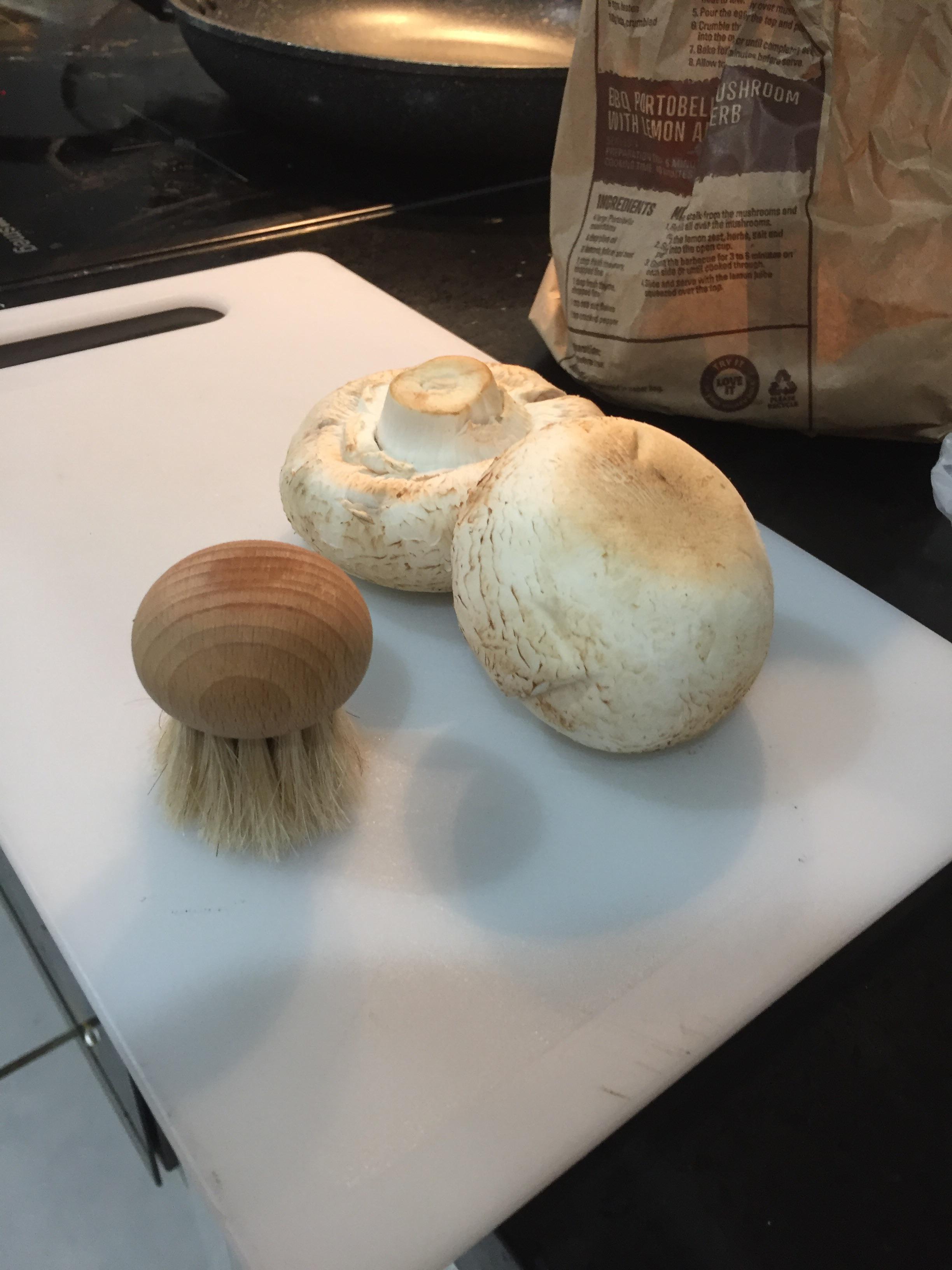 This brush used for cleaning mushrooms, shaped like a mushroom... r
