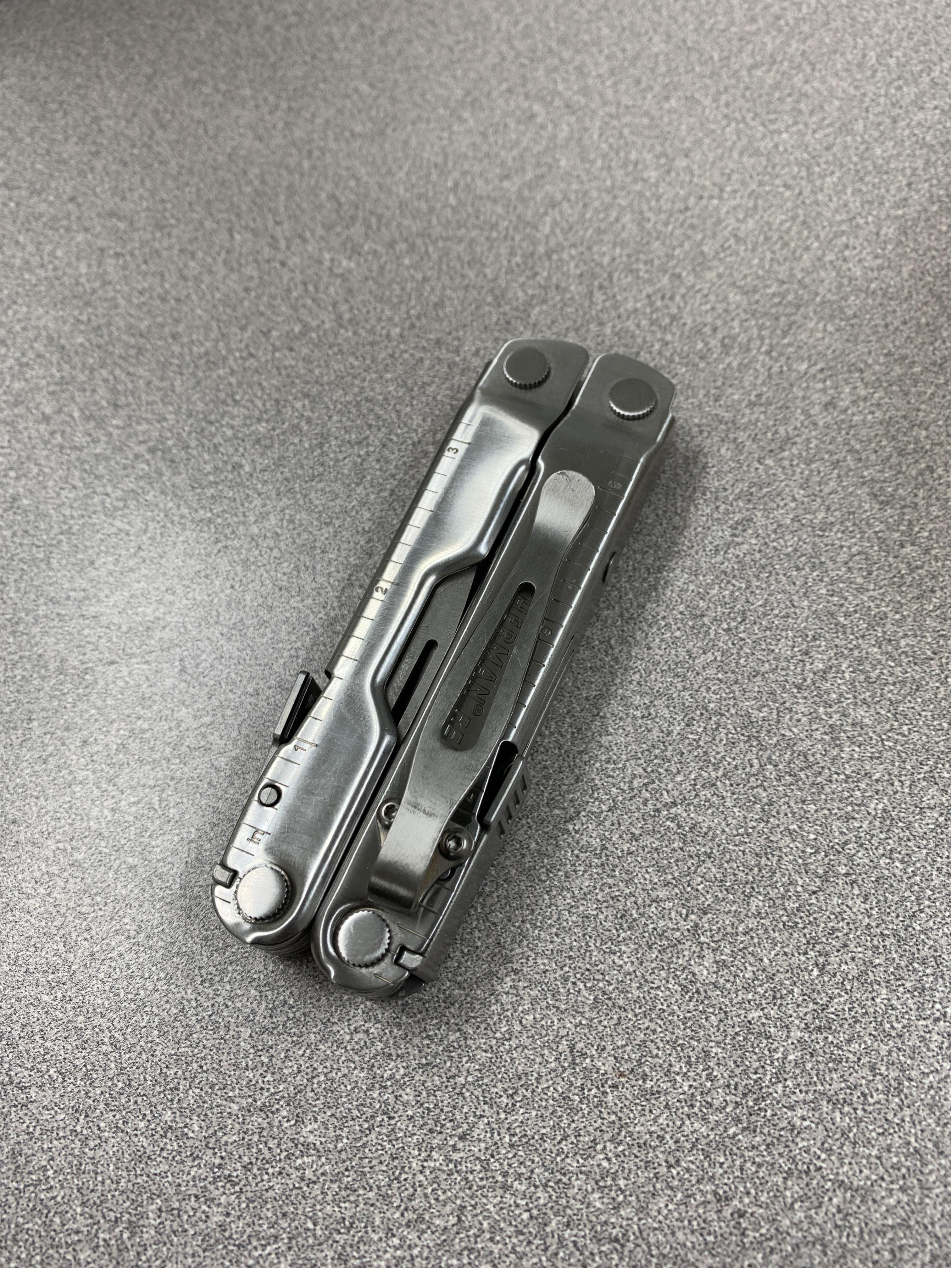 Pocket clip on leatherman rebar EDC