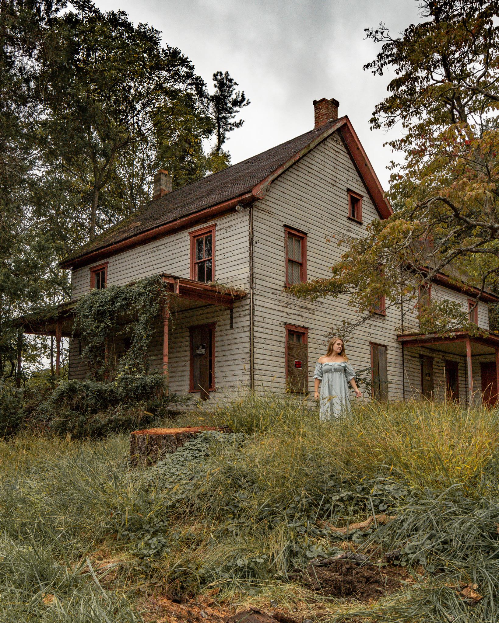 Self Portrait with Abandoned House in Maryland r/abandoned