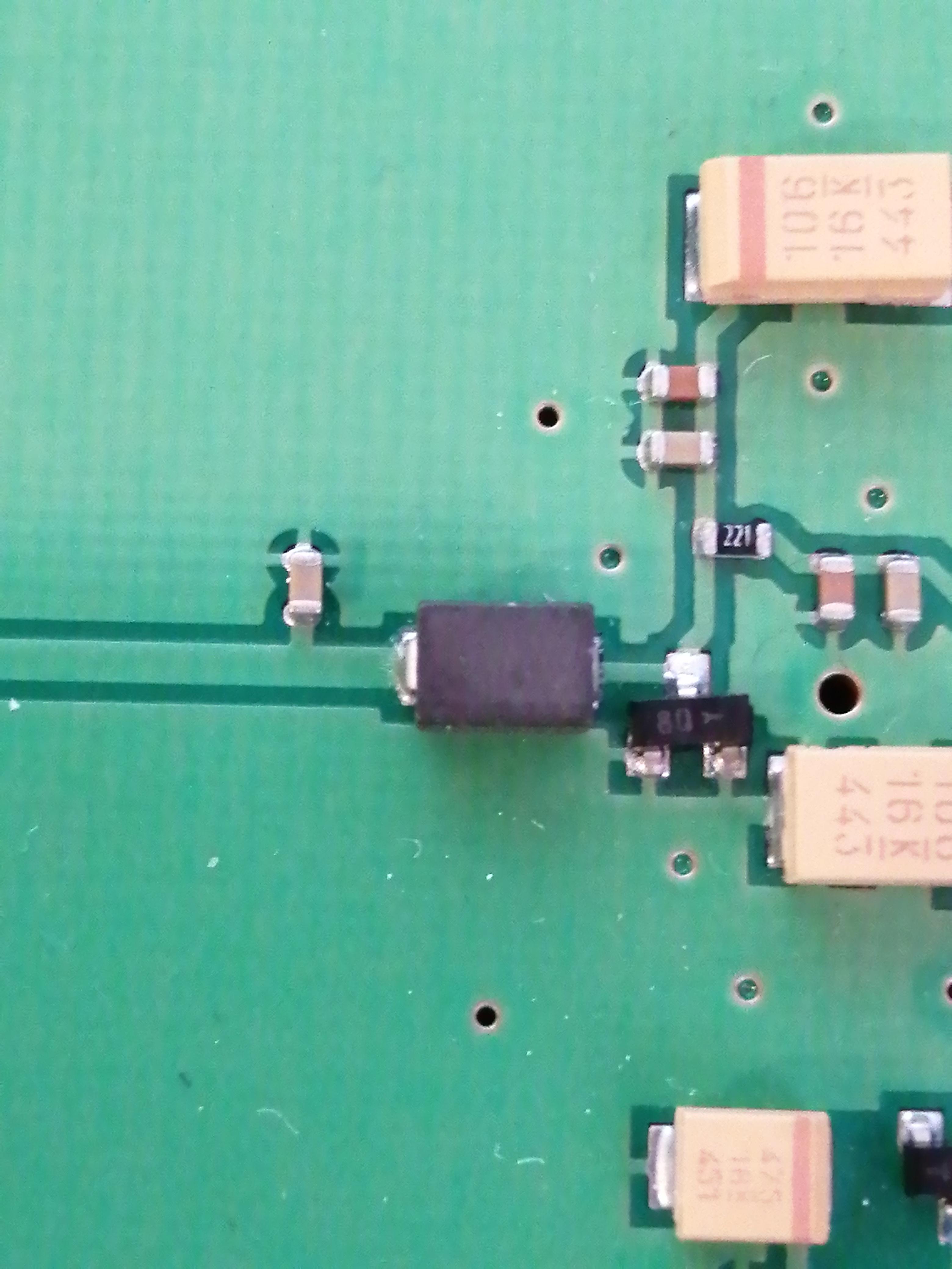 Need to find a datasheet for the 3-pin SMD in the picture : r