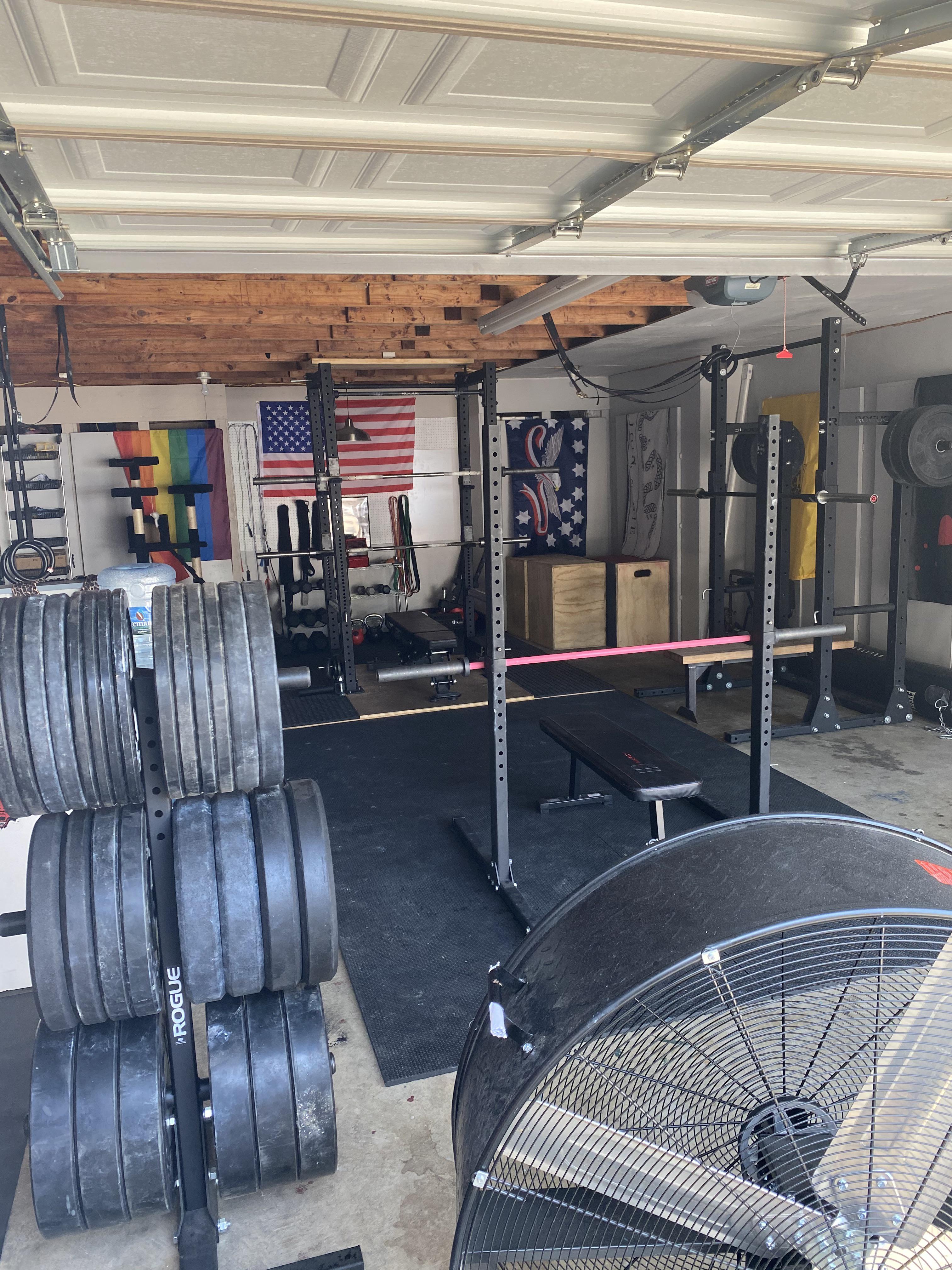 Some new additions! HML2, Black Zinc Ohio Bar, 330lb Bumpers