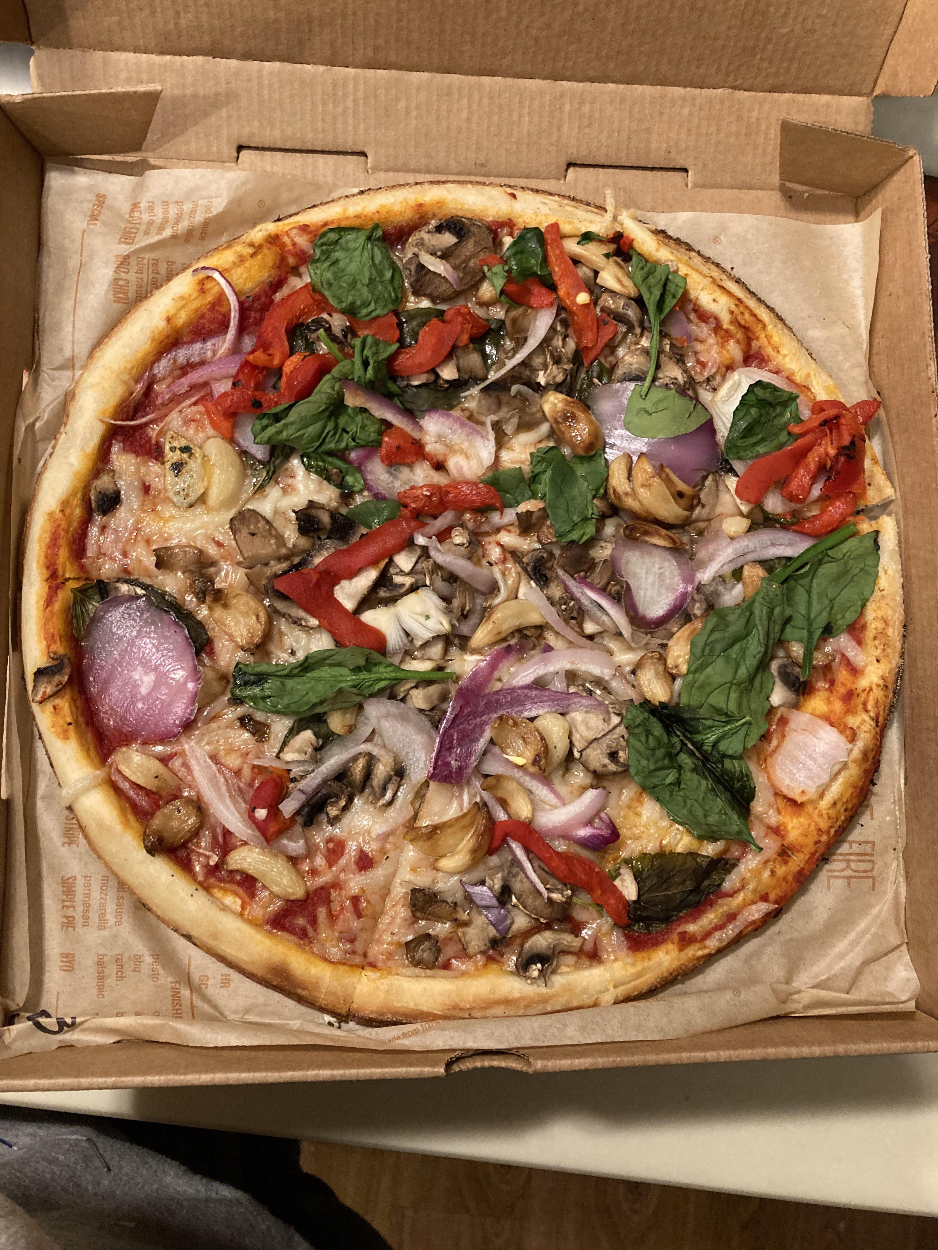 Vegan pizza from blaze 😍 r/VeganFoodPorn