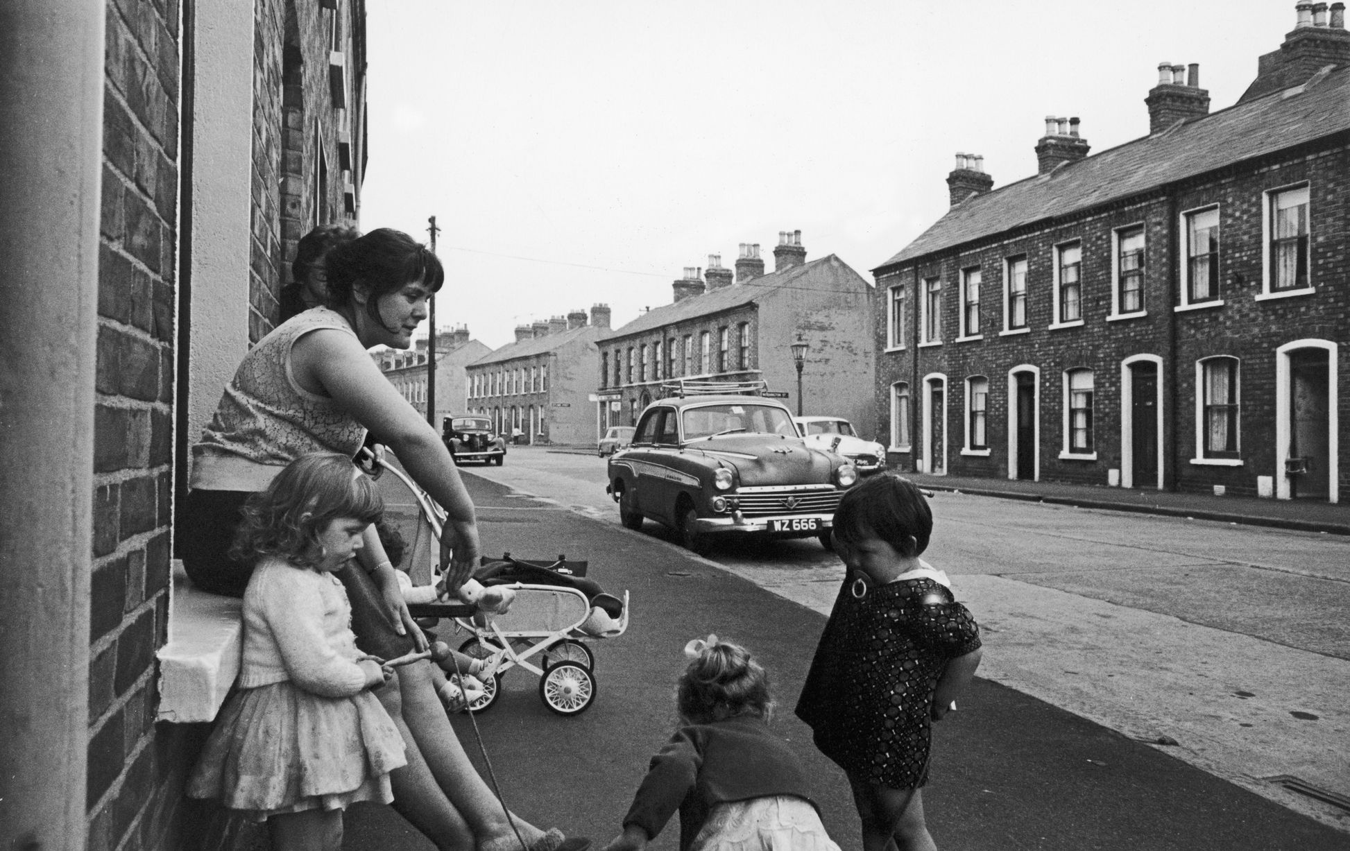 Ulster, Belfast 1966 r/OldSchoolCool