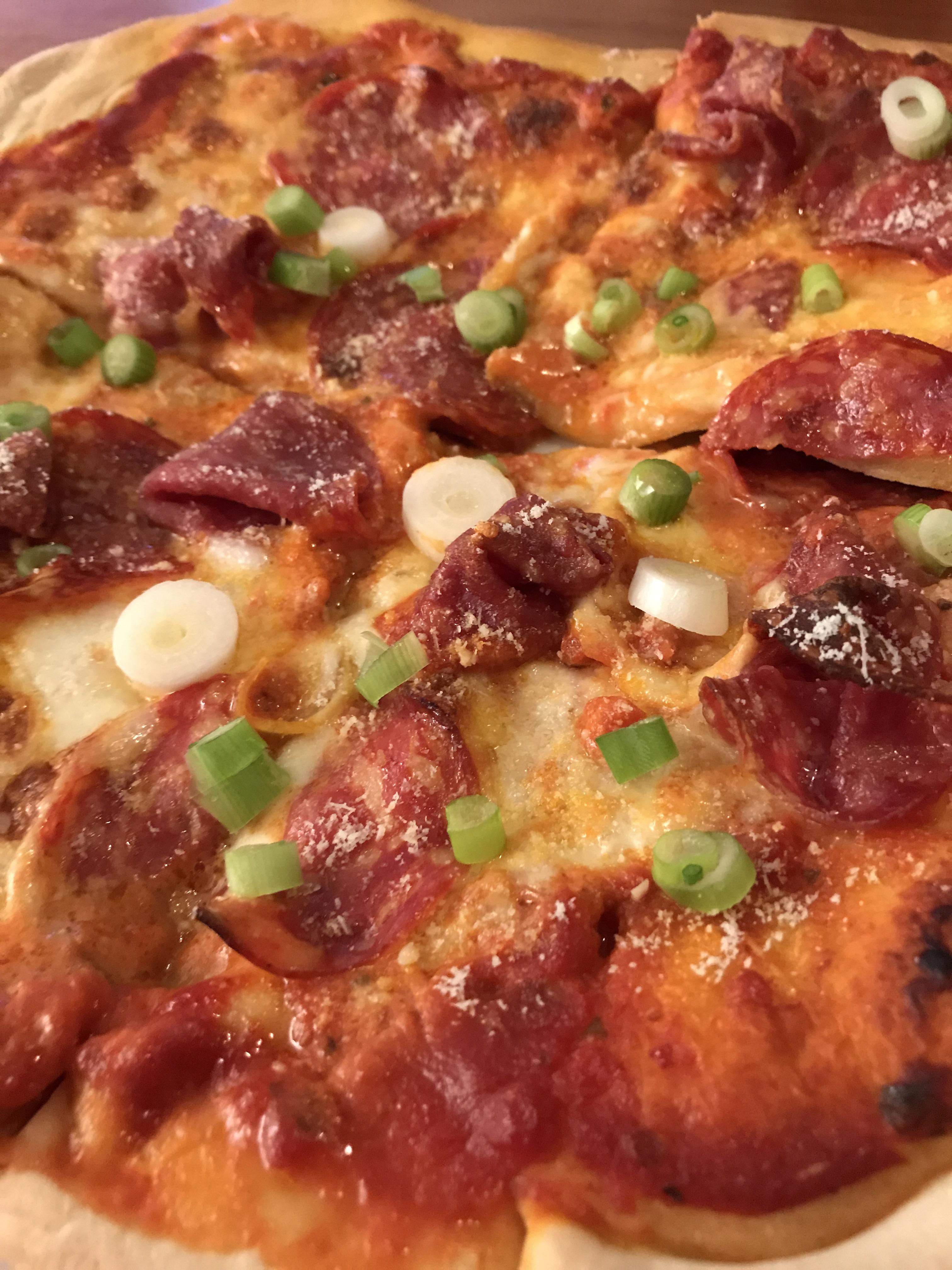 Home made pepperoni, salami and spring onion r/Pizza