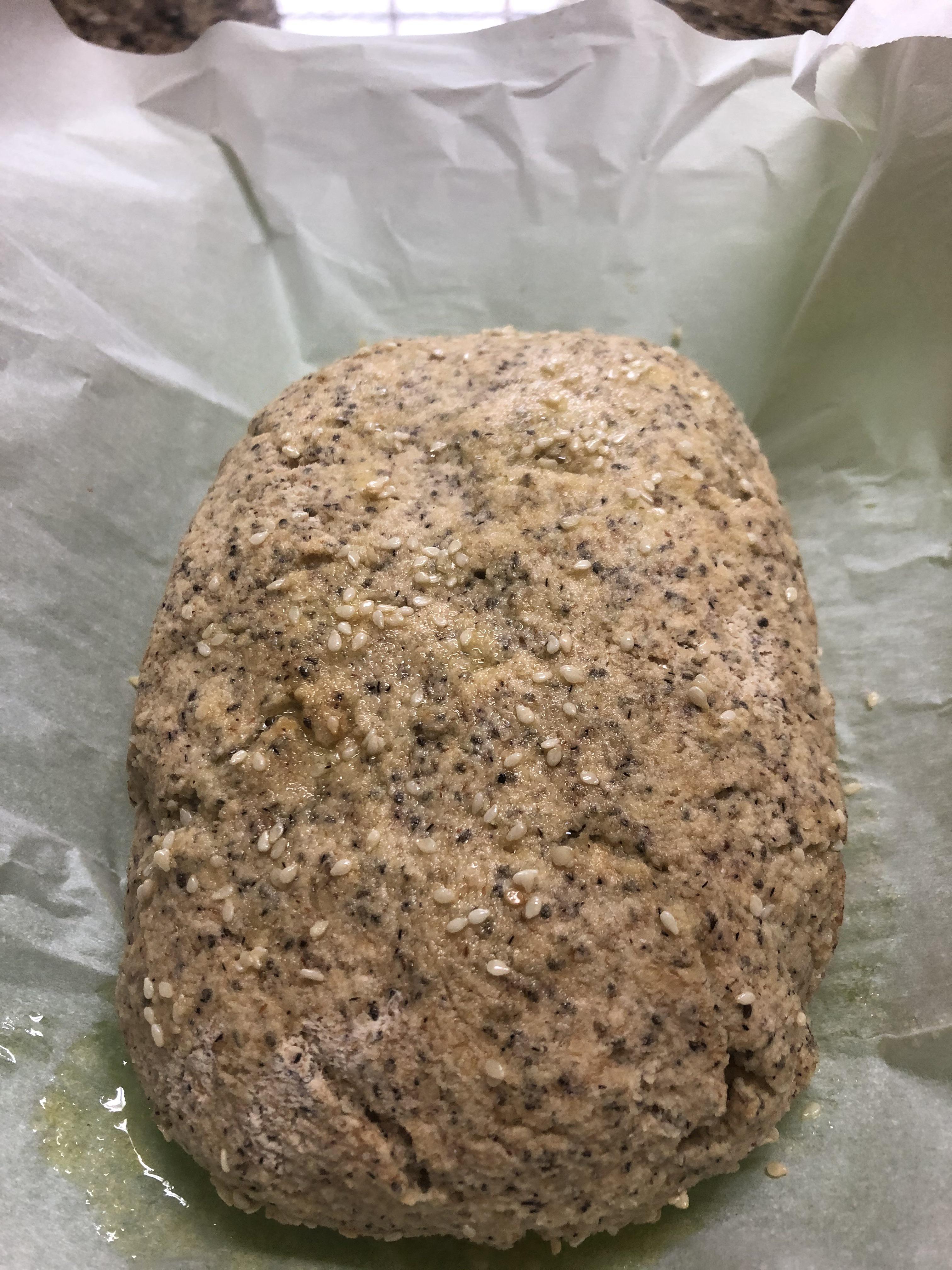 No egg keto bread coated in sesame seeds and garlic butter 🍞😋 r/Keto_Food